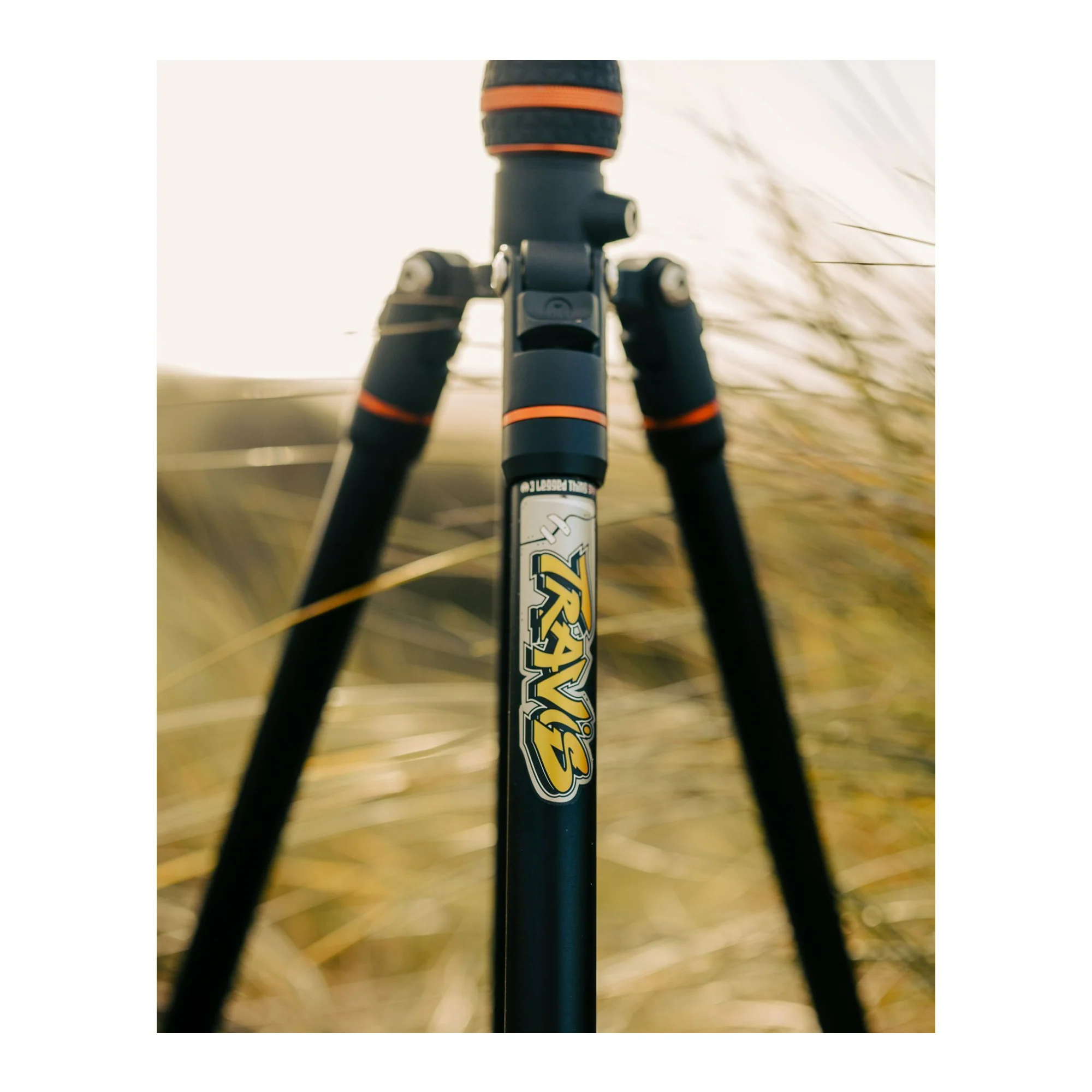 3 Legged Thing Punks Billy 2.0 Carbon Fiber Travel-Friendly Tripod Kit (Black) - Image 13