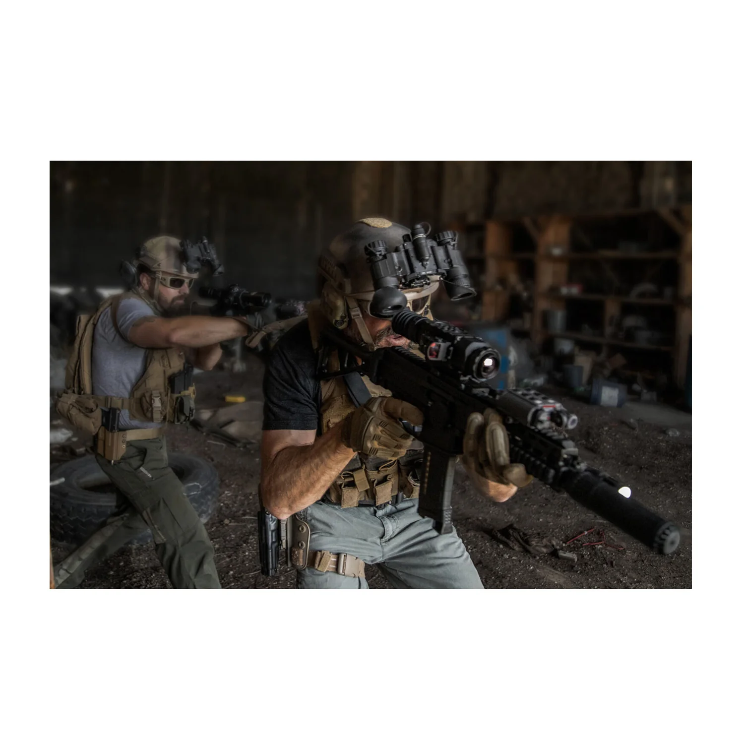 AGM NVG-50 3APW Auto-Gated Gen 3+ P45-White Phosphor NV Goggle - Image 5