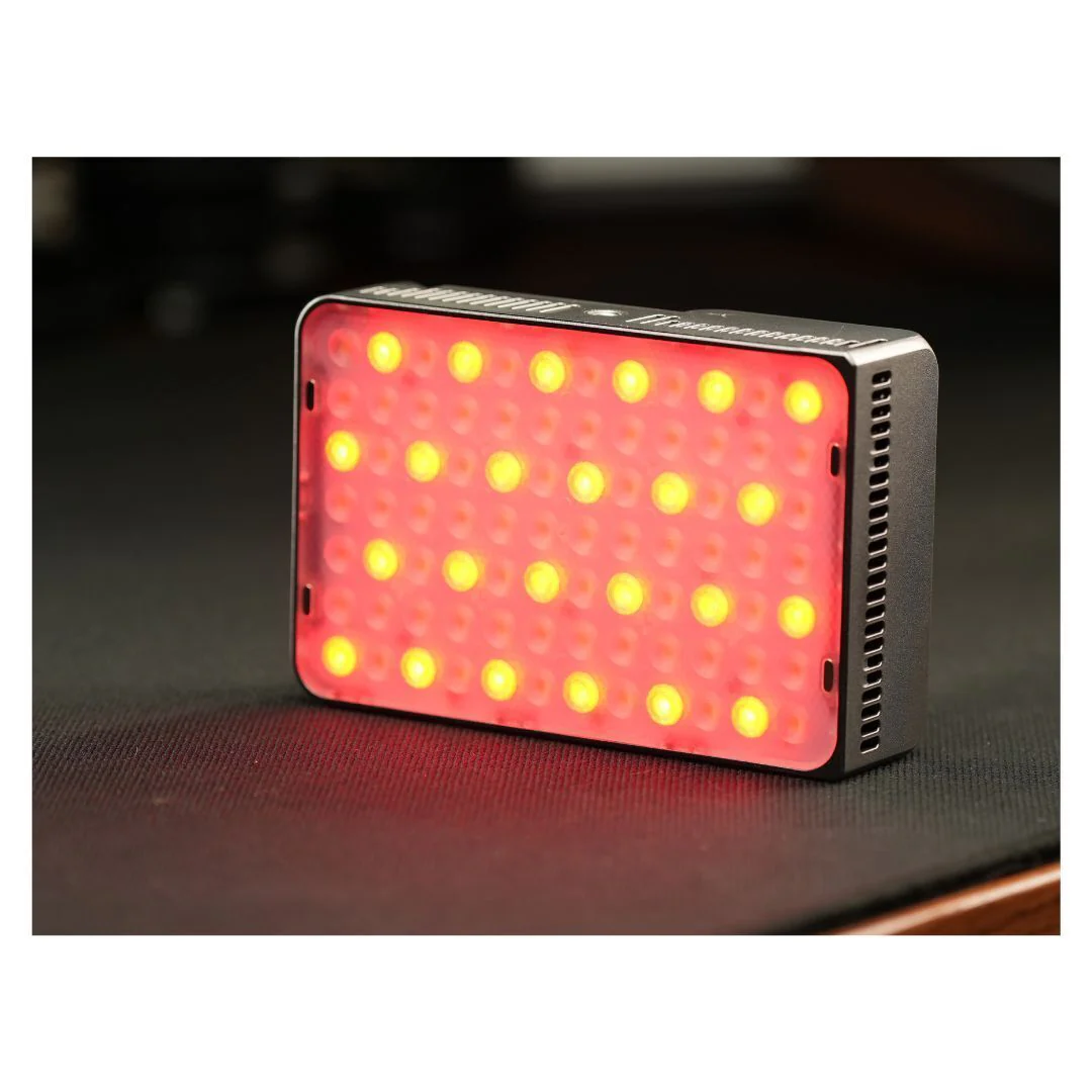 amaran Ace 25c Travel Ready Compact LED Light Creator Kit with Long-Lasting Battery (Silver) - Image 7