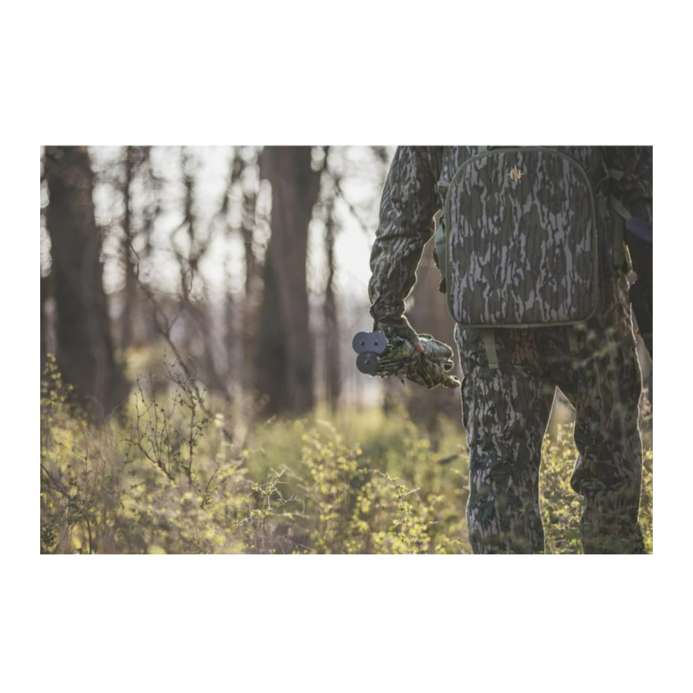 Ameristep Hub Design Compact Mossy Oak Obsession Three Panel Throwdown Blind - Image 6