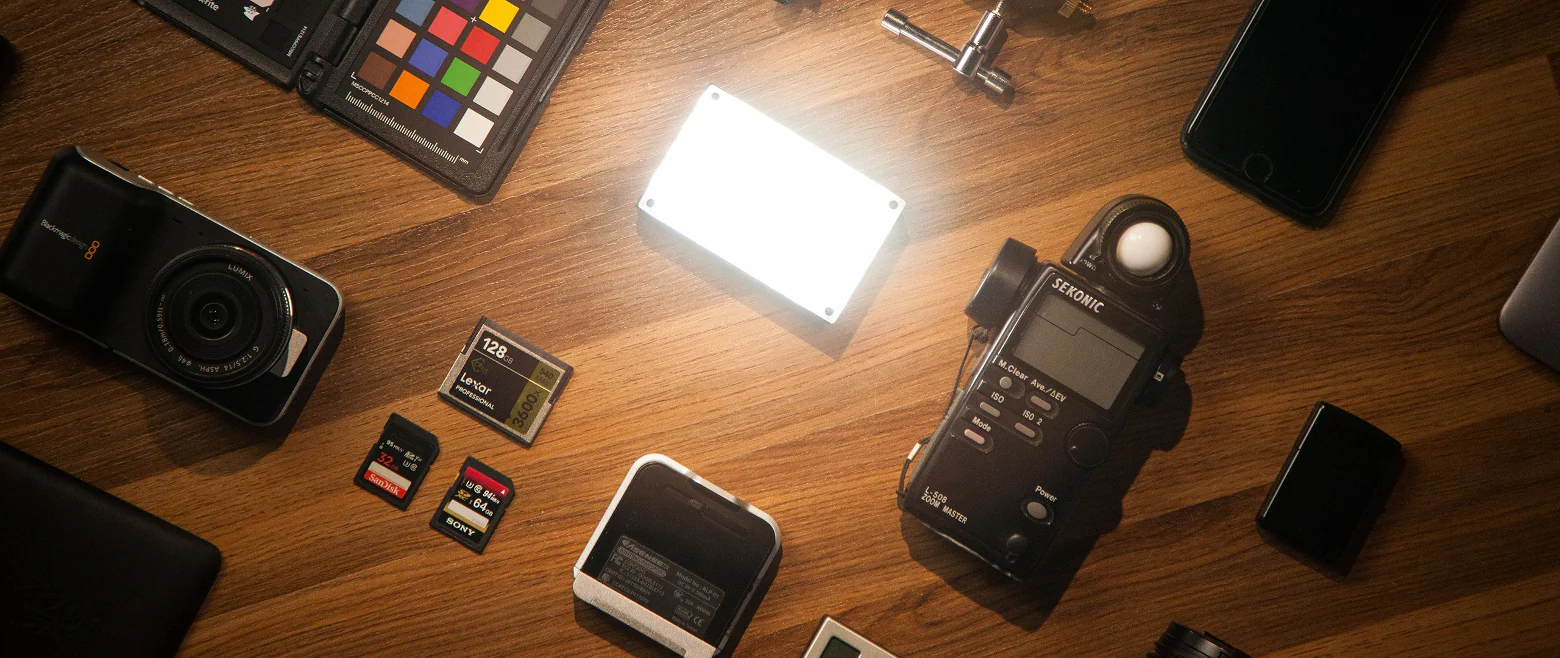Aputure Amaran AL-MX Bicolor Mini Pocketable LED Video Light - Image 12