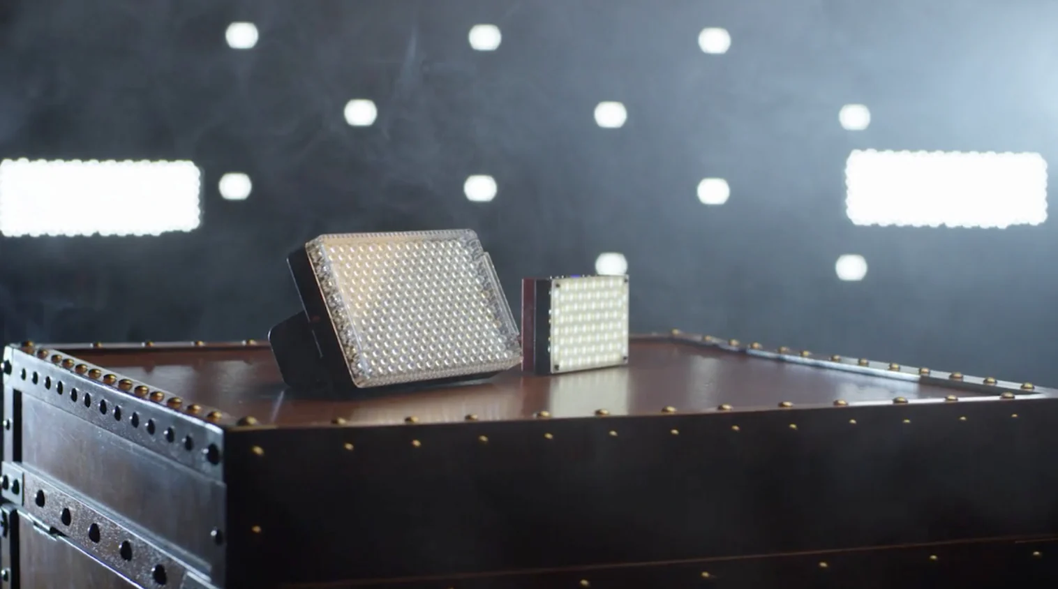 Aputure Amaran AL-MX Bicolor Mini Pocketable LED Video Light - Image 22