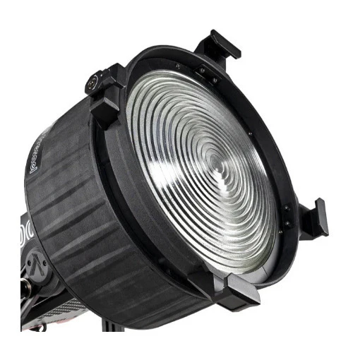 Aputure F10 Fresnel - Image 5