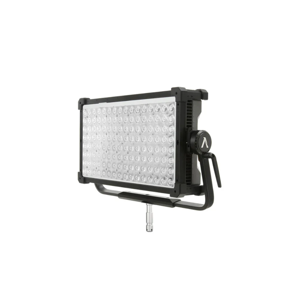 Aputure NOVA 9 2x1 650W Tunable White Hyper Narrow Beam LED Panel Light with 1,800-20,000K CCT and IP65 Weather-Proof Design - Image 3