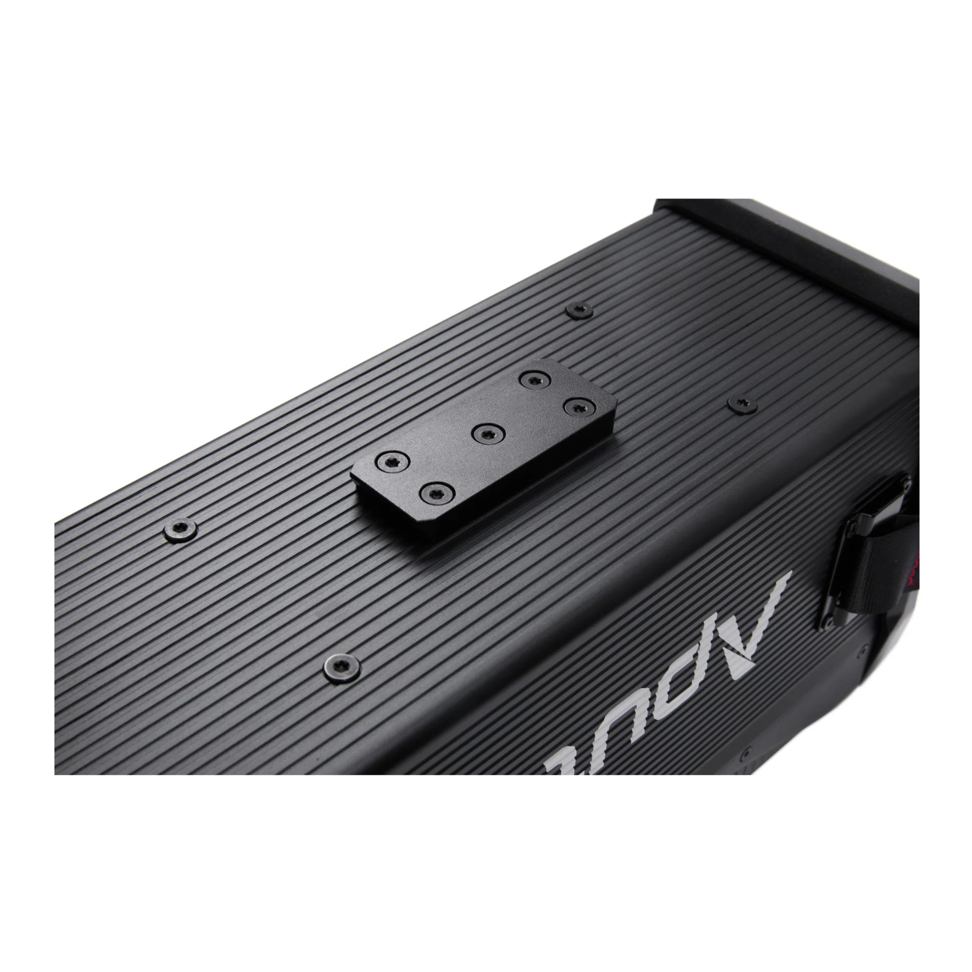 Aputure STORM 700x with 2500K to 10000K CCT Range High Output (US) - Image 7