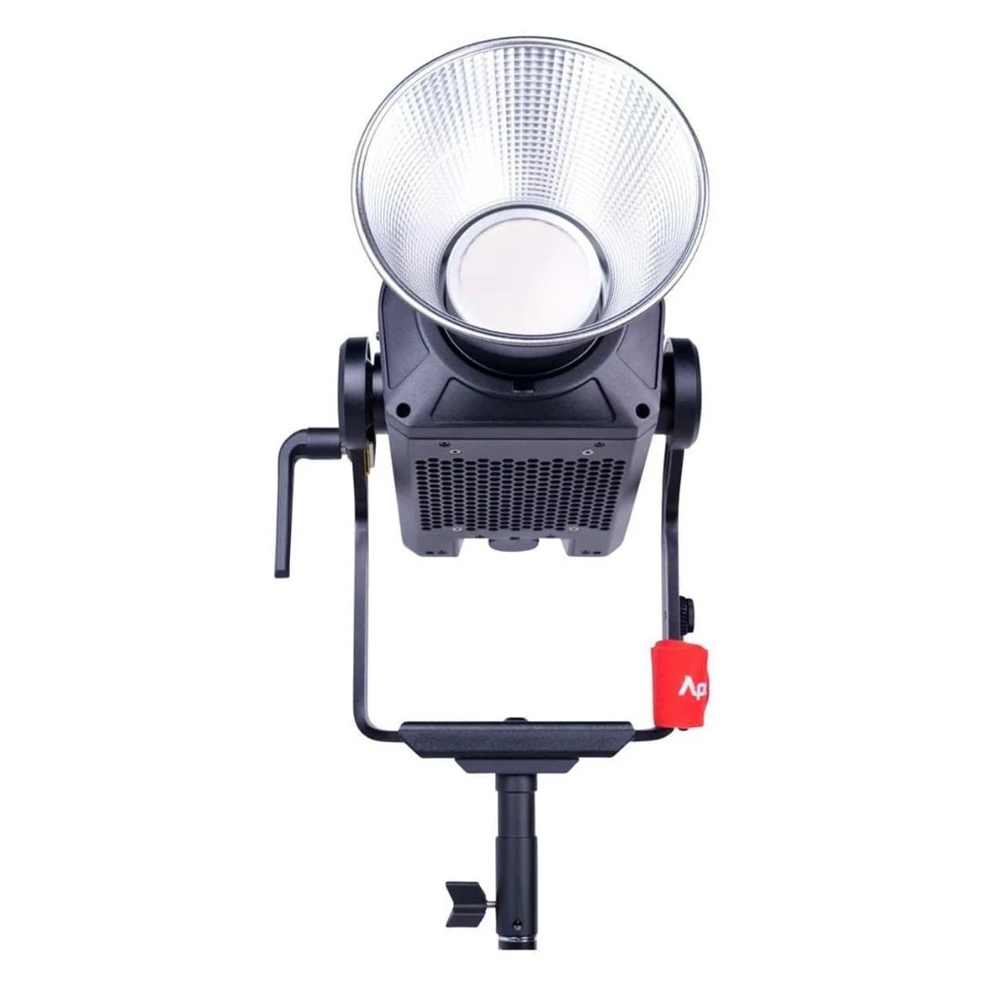 Aputure Light Storm 600c Pro RGBWW Bowens Mount LED with Flicker Reduction and Ultra-Wide CCT - Image 4