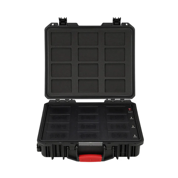 Aputure MC 4-Light Wireless Charging Case - Image 2