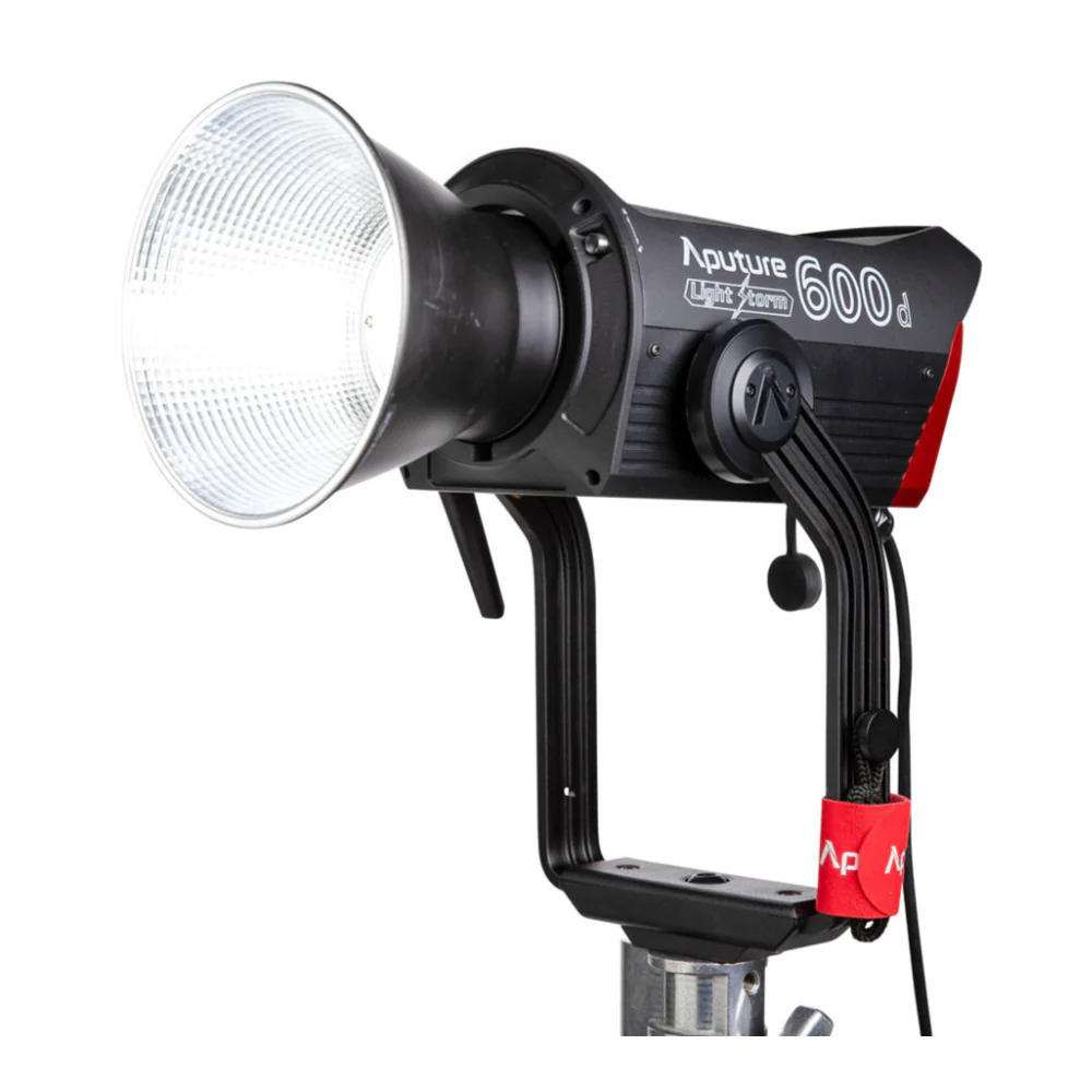 Aputure Light Storm 600d LED Light (V-Mount) - Image 2