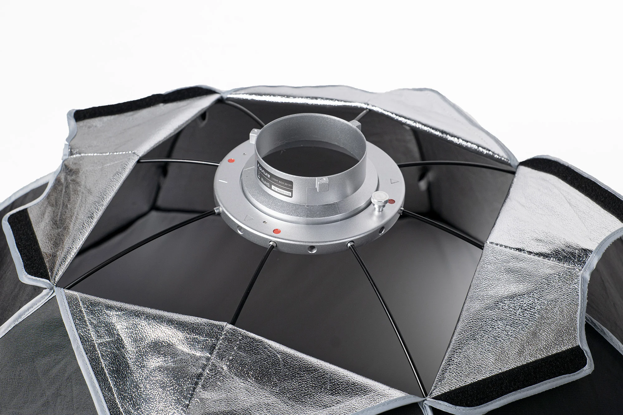 Aputure Light OctaDome 120 Octagonal Softbox (Bowens Mount) - Image 28