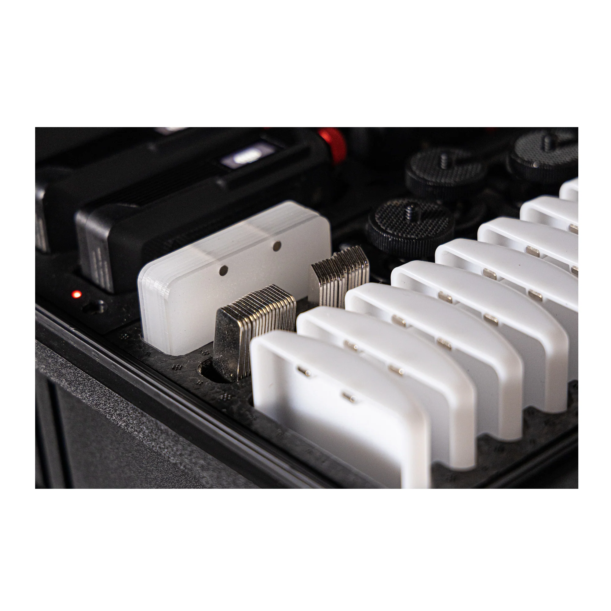 Aputure MC Pro 8 Light Kit - Image 35