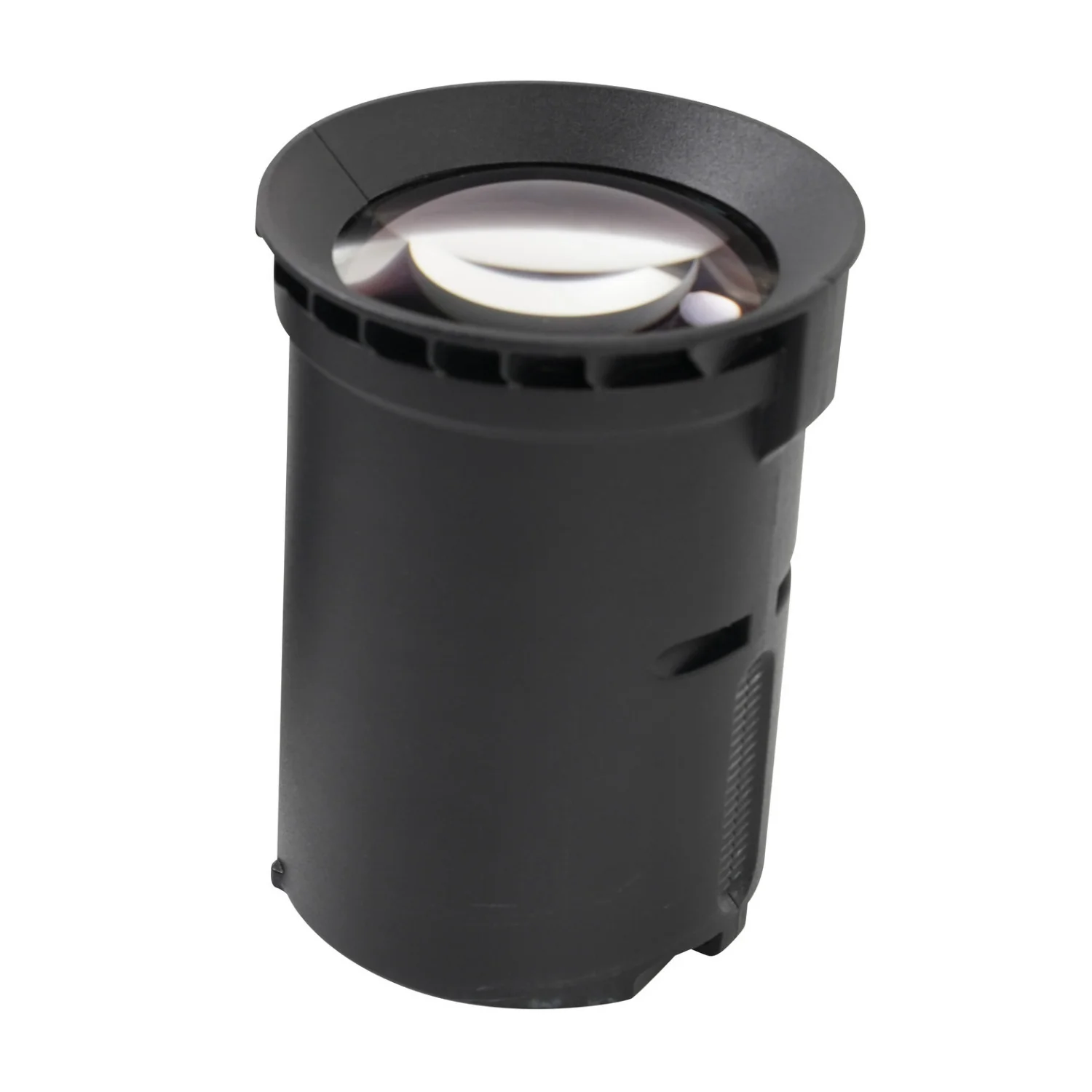 Aputure Amaran Spotlight SE’s Interchangeable and Quick Focus Adjustable 19-Degree Lens - Image 3