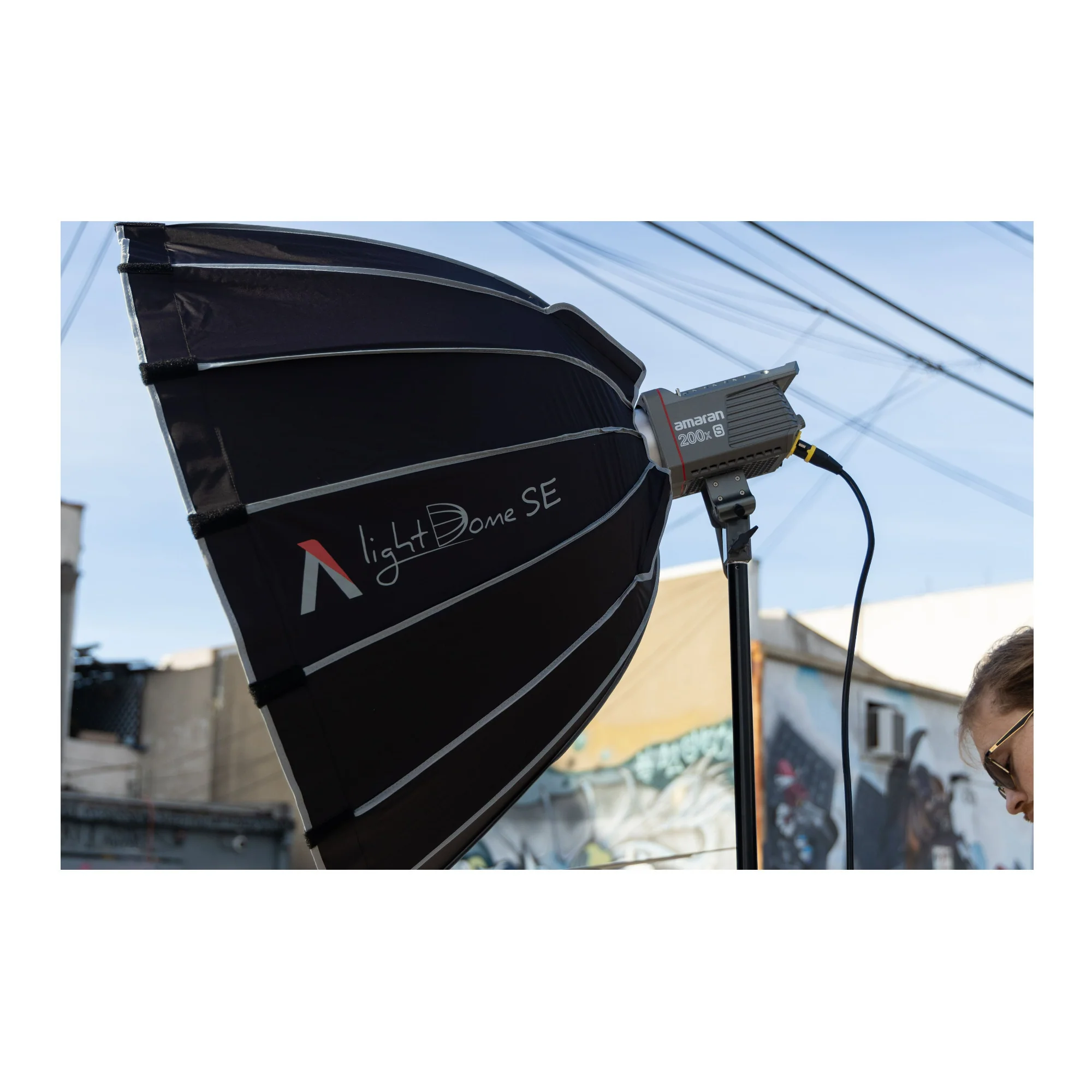 Aputure Amaran COB 100D S Point Source LED 100W Daylight with Full-Size Universal Bowens Mount - Image 4