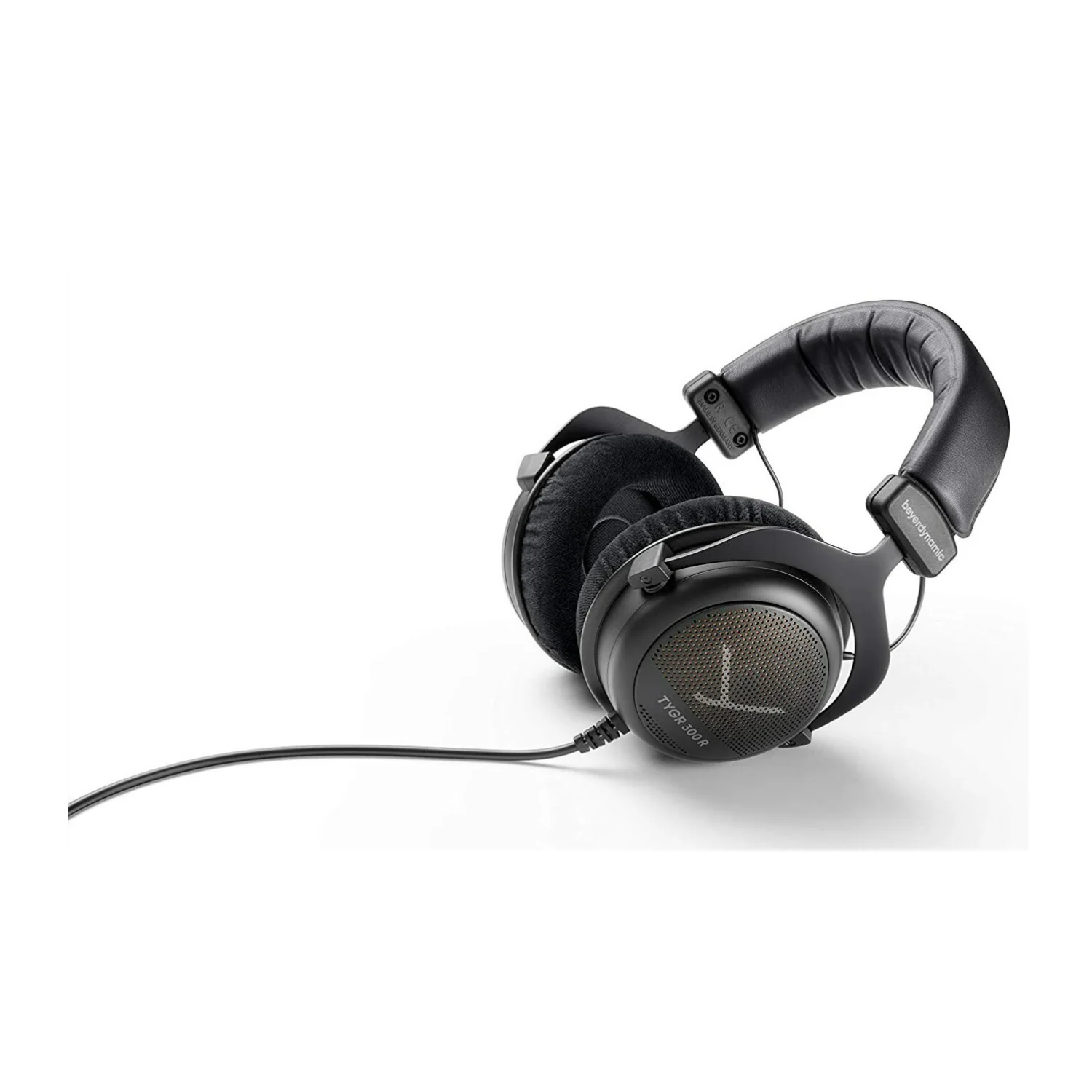 beyerdynamic TYGR 300 R Open-Back Gaming Headphones - Image 3