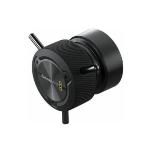 Blackmagic Design Focus Demand Bundle with Fastening Cable Ties and Lens Cleaning Wipes - Image 2