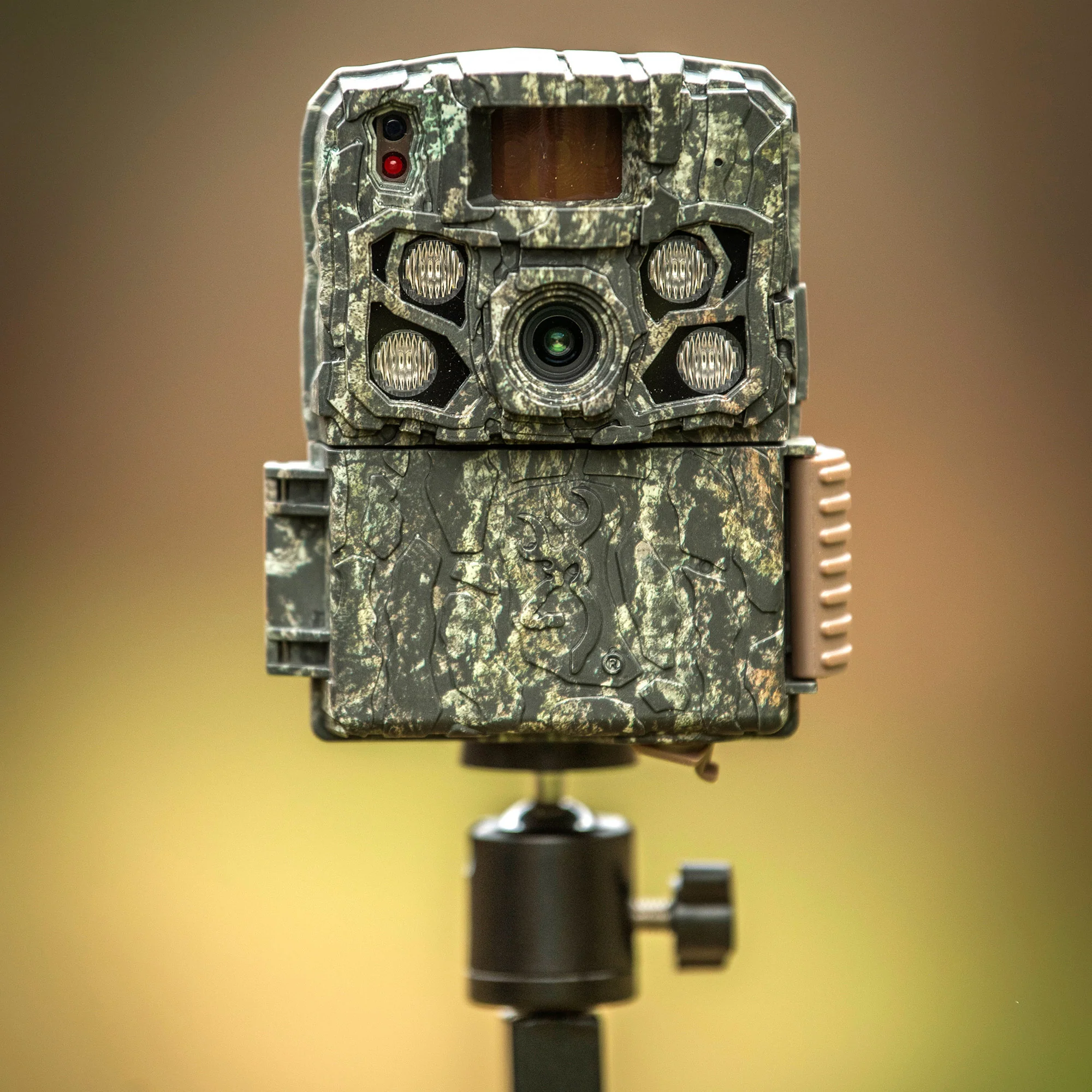 Browning Strike Force FHDR 40MP Trail Camera (4 Pack) Bundle with Accessories - Image 9