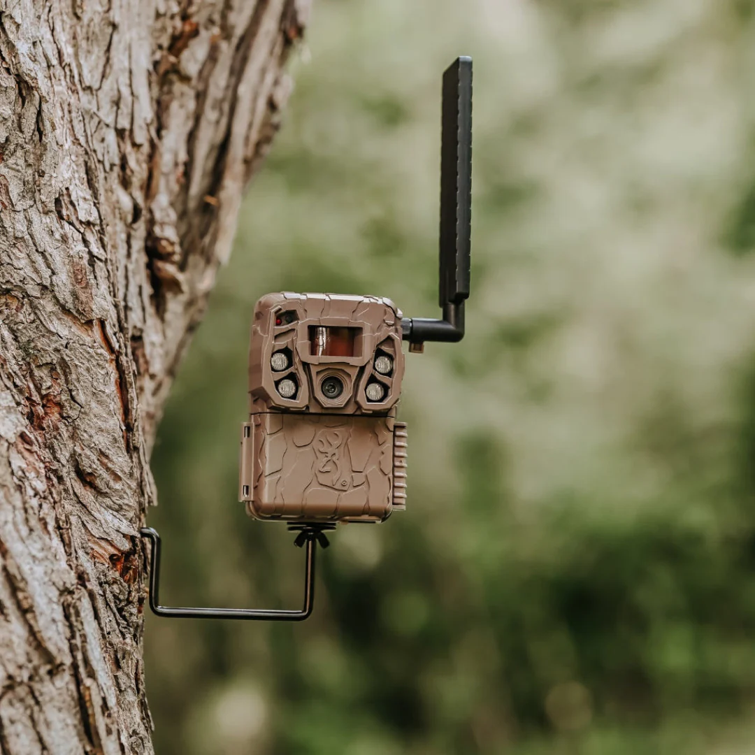 Browning Trail Camera Defender Wireless Vision Pro HD Livestream Bundle - Image 6