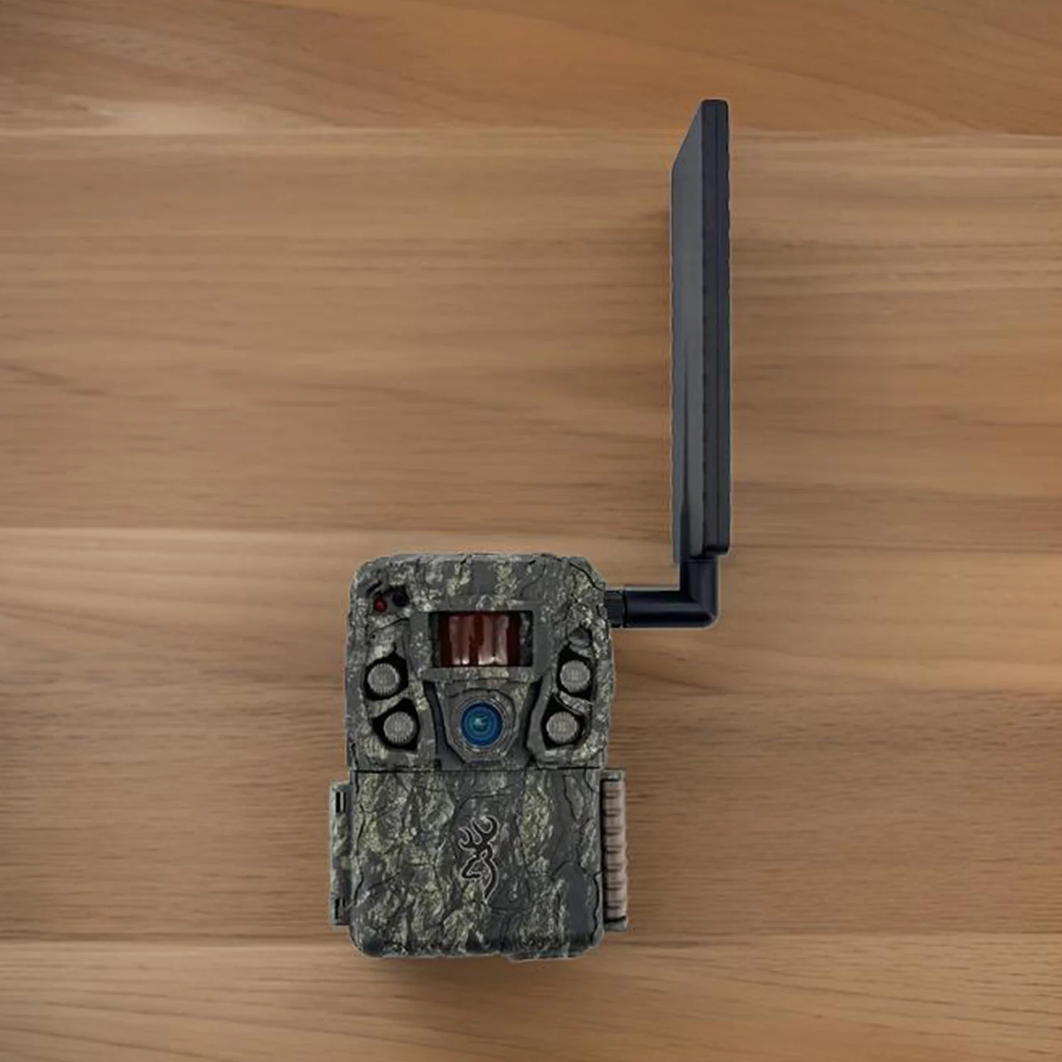 Browning Trail Camera 24MP Defender Wireless Vision Pro HD (2-Pack) with 2x 32GB Memory Card Bundle - Image 6