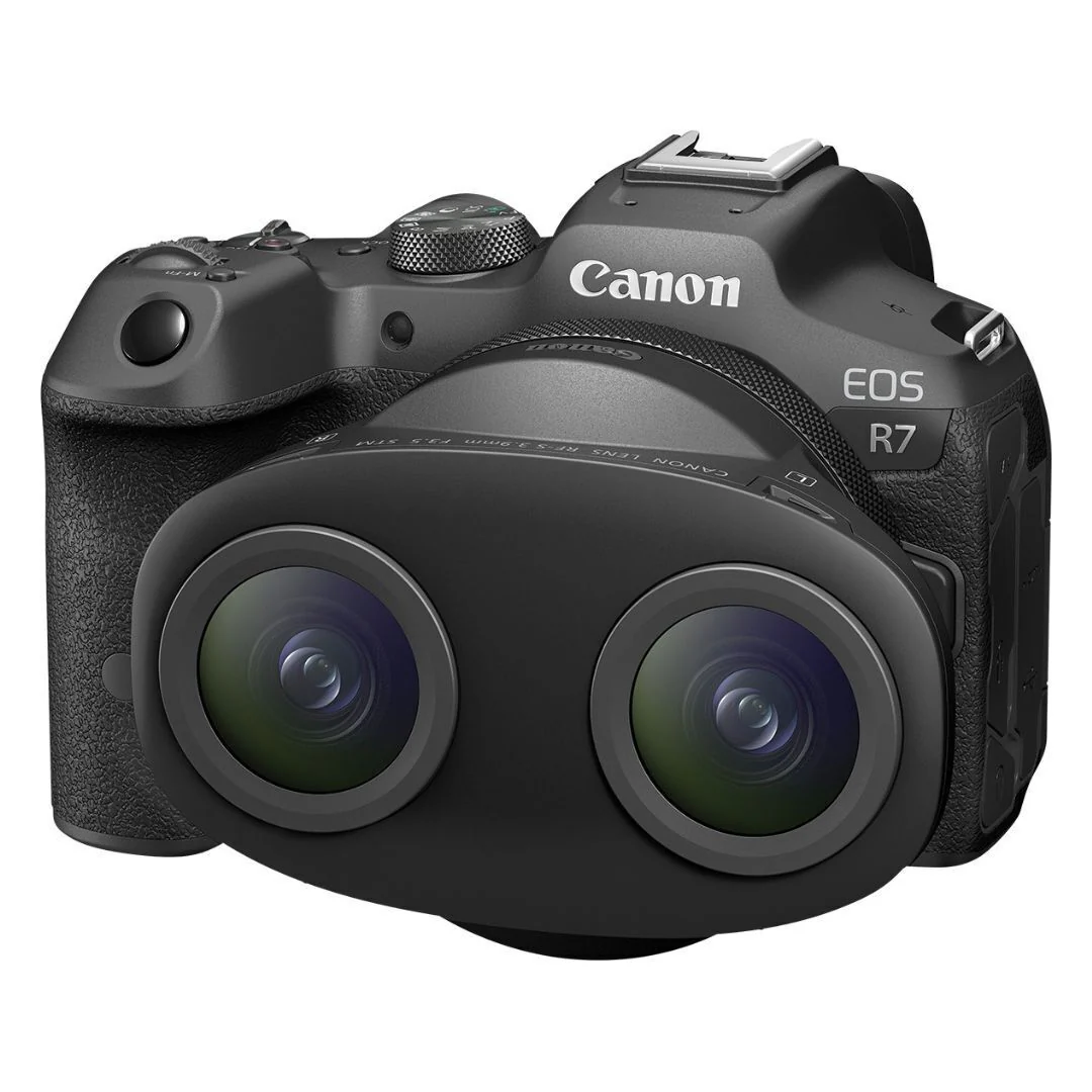Canon RF-S3.9mm F3.5 STM DUAL FISHEYE Lens - Image 5