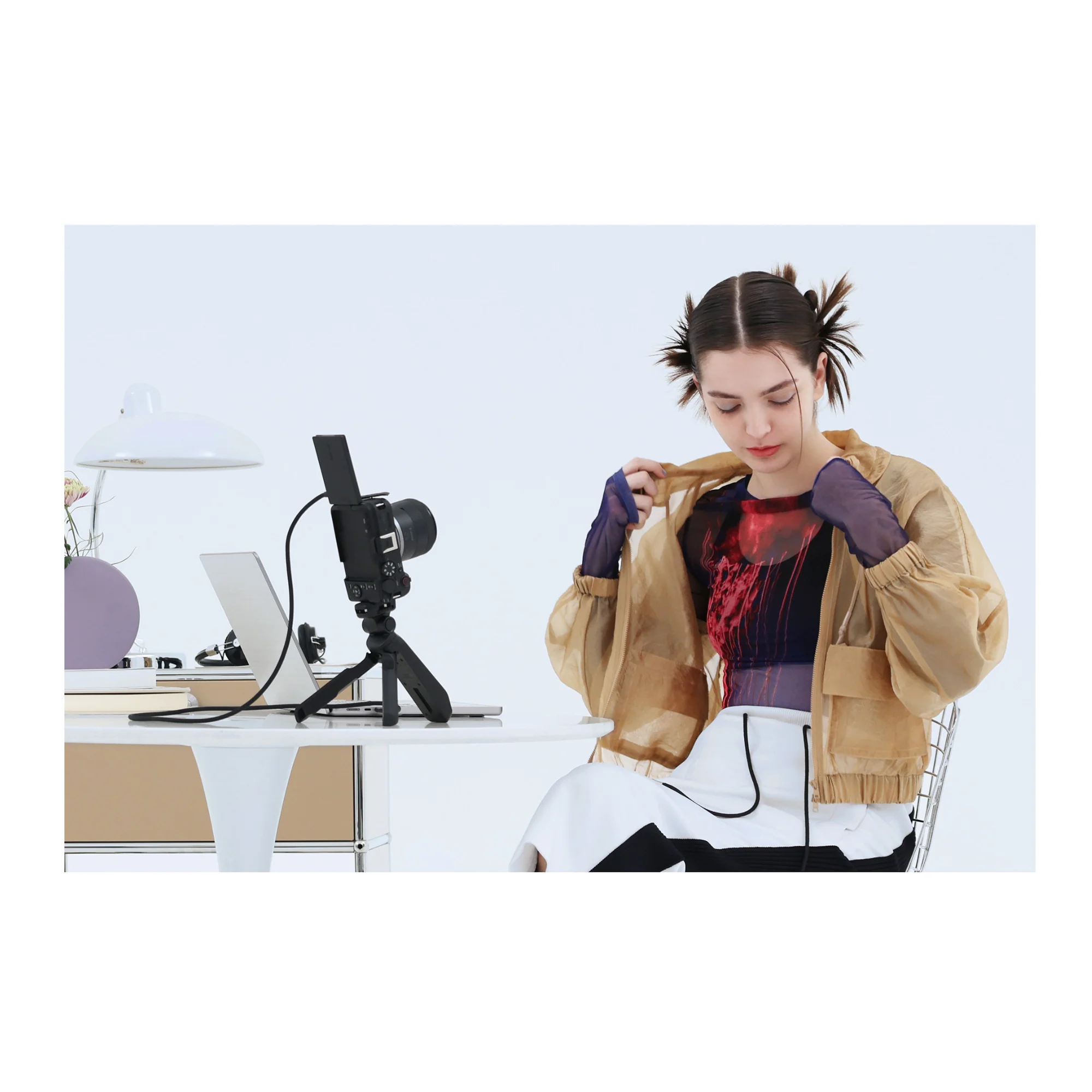 Canon EOS R50 V Mirrorless Camera - Image 10