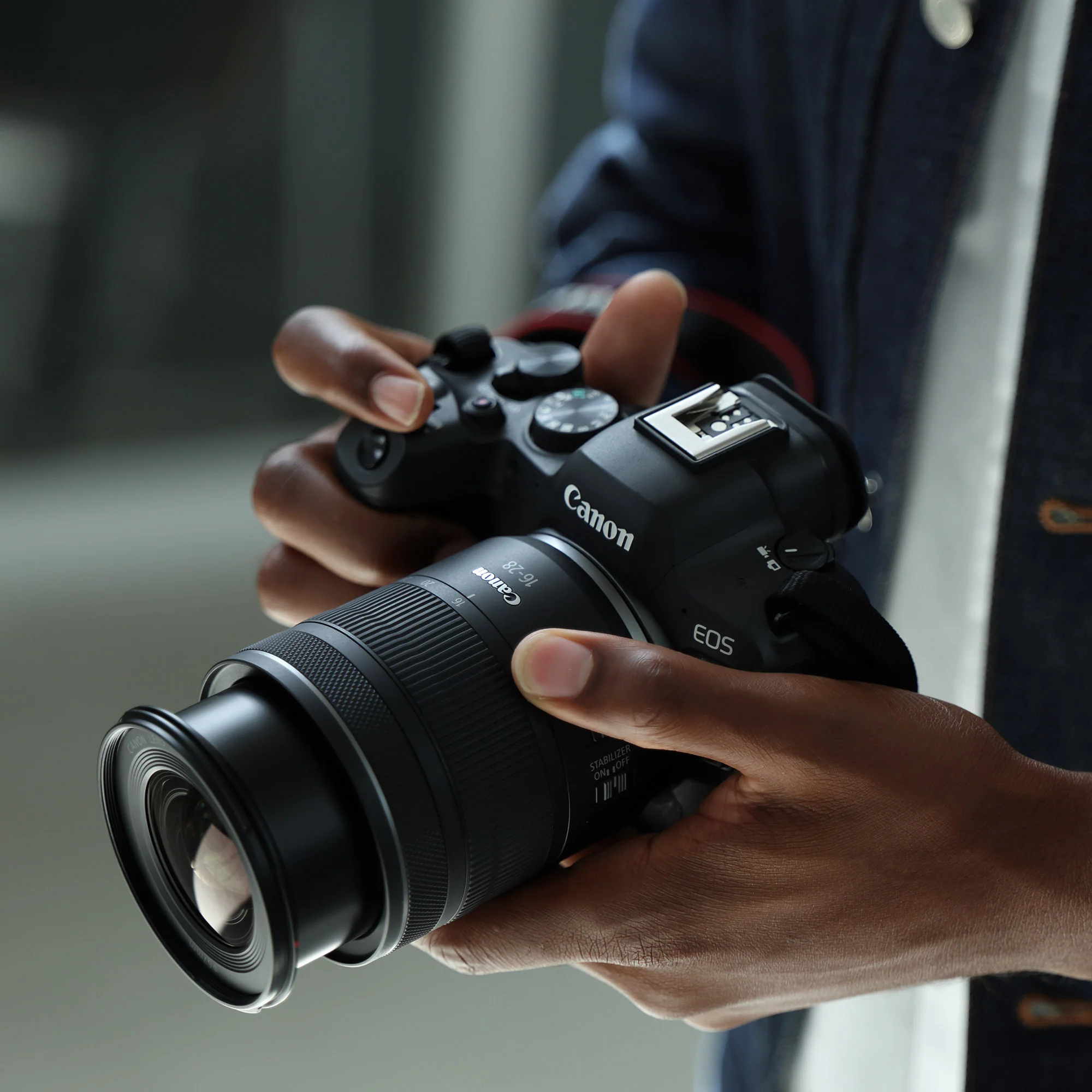 Canon RF 16-28mm f/2.8 IS STM Lens (Canon RF Mount) - Image 7