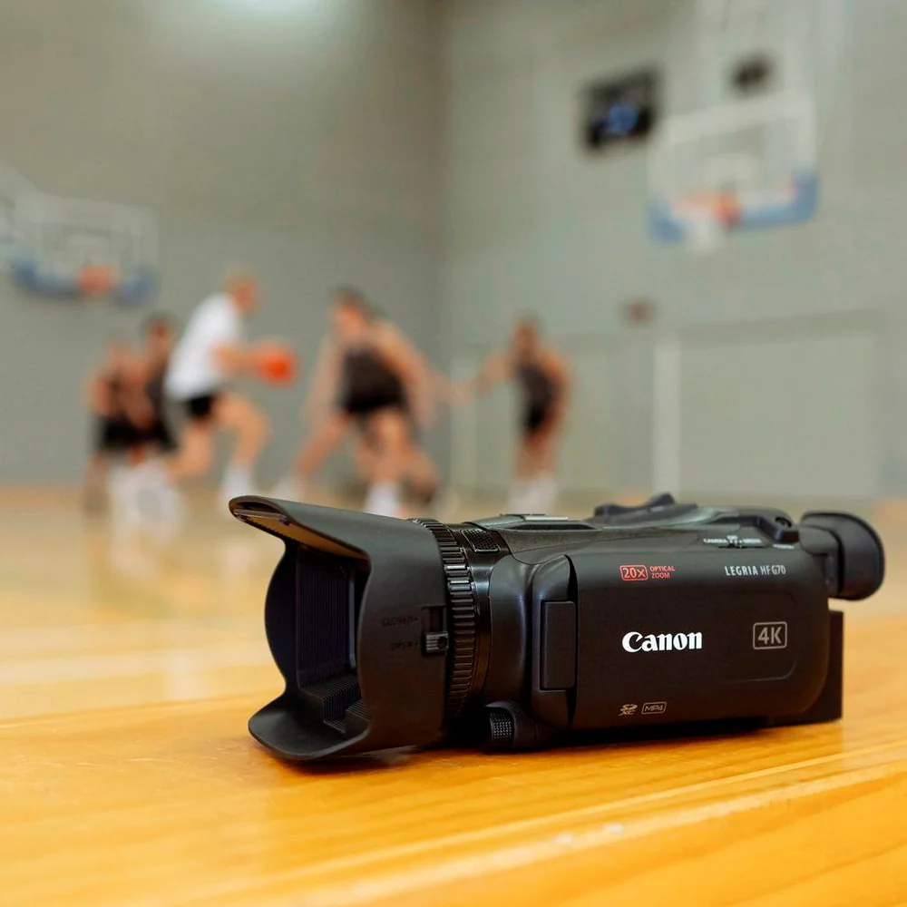 Canon VIXIA HF G70 Camcorder with BP-820 Battery - Image 6