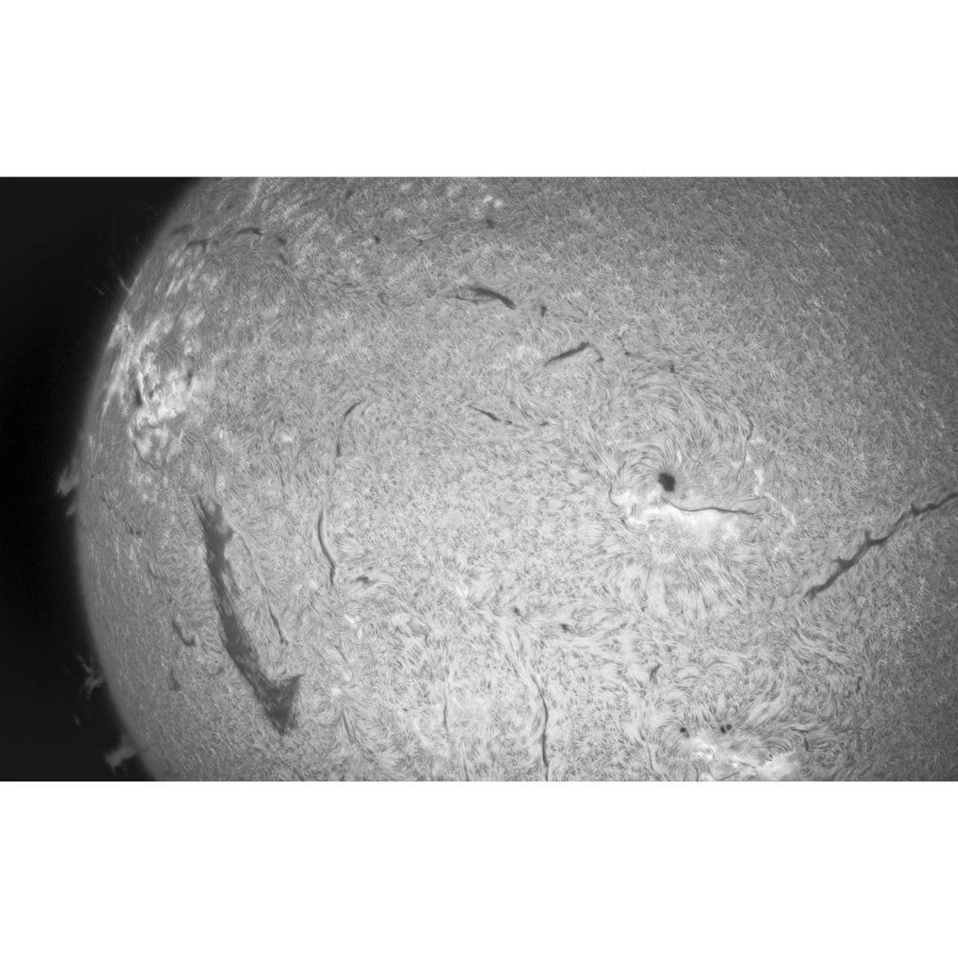 Celestron Heliostar 76 H-Alpha 630mm Focal Length Solar Telescope and SolarQuest Mount Kit - Image 5