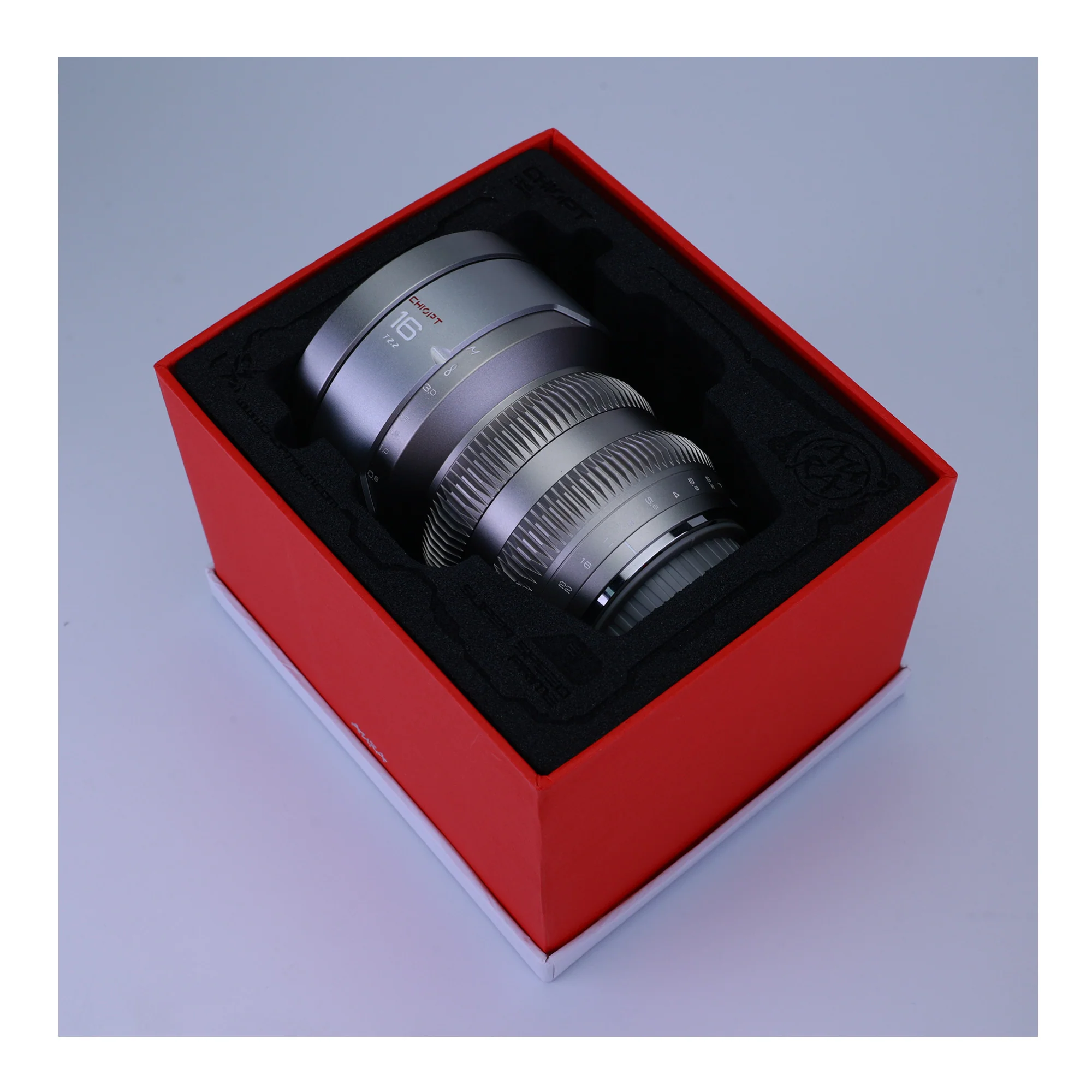 CHIOPT AURA 16mm T2.2 Cinema Lens (Sony E-Mount) Full-Frame with Cine Prime and Manual Focus - Image 4
