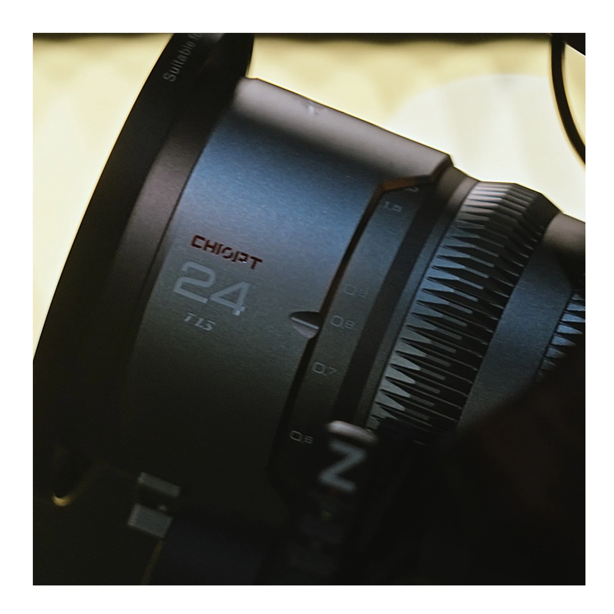 CHIOPT AURA 24mm T1.5 Cinema Lens (Canon RF) Full-Frame Wide-Angle Prime with Superfast Aperture - Image 7