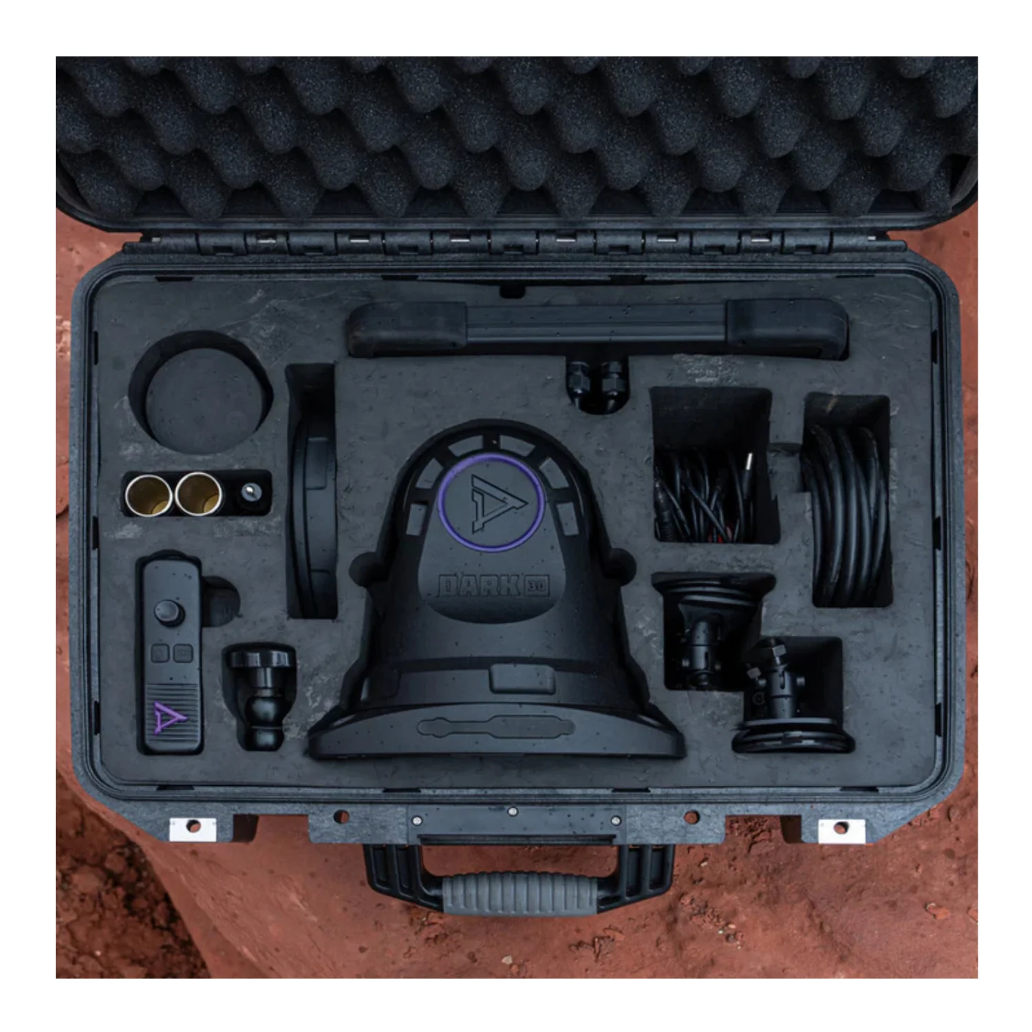 Dark30 Defiance 640 Thermal PTZ Camera with LCD Display and Accessories (Black) - Image 3