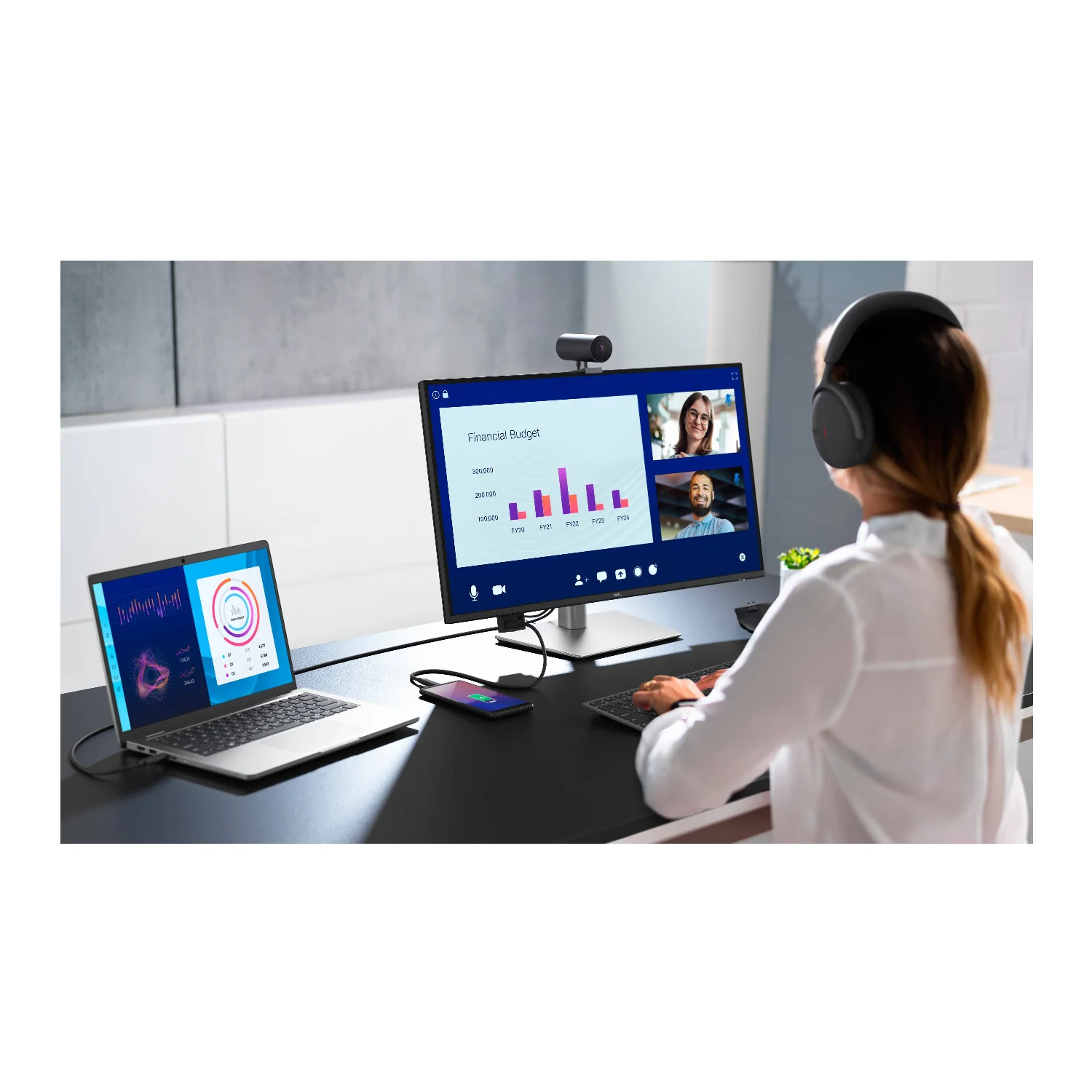 Dell Pro Plus P2725QE 27-Inch Class 4K UHD IPS Backlit-LED LCD USB-C Hub Monitor - Image 10
