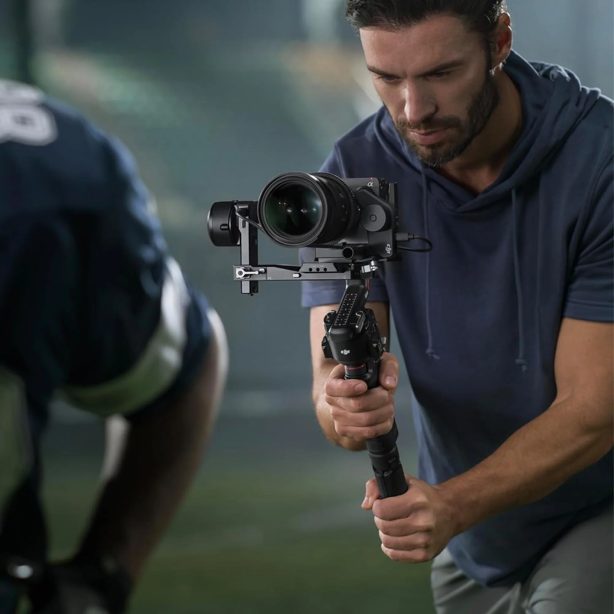 DJI RS 4 with Weatherproof Hard Case with Customizable Foam (18 x 14 x 7 Inch) Bundle - Image 7