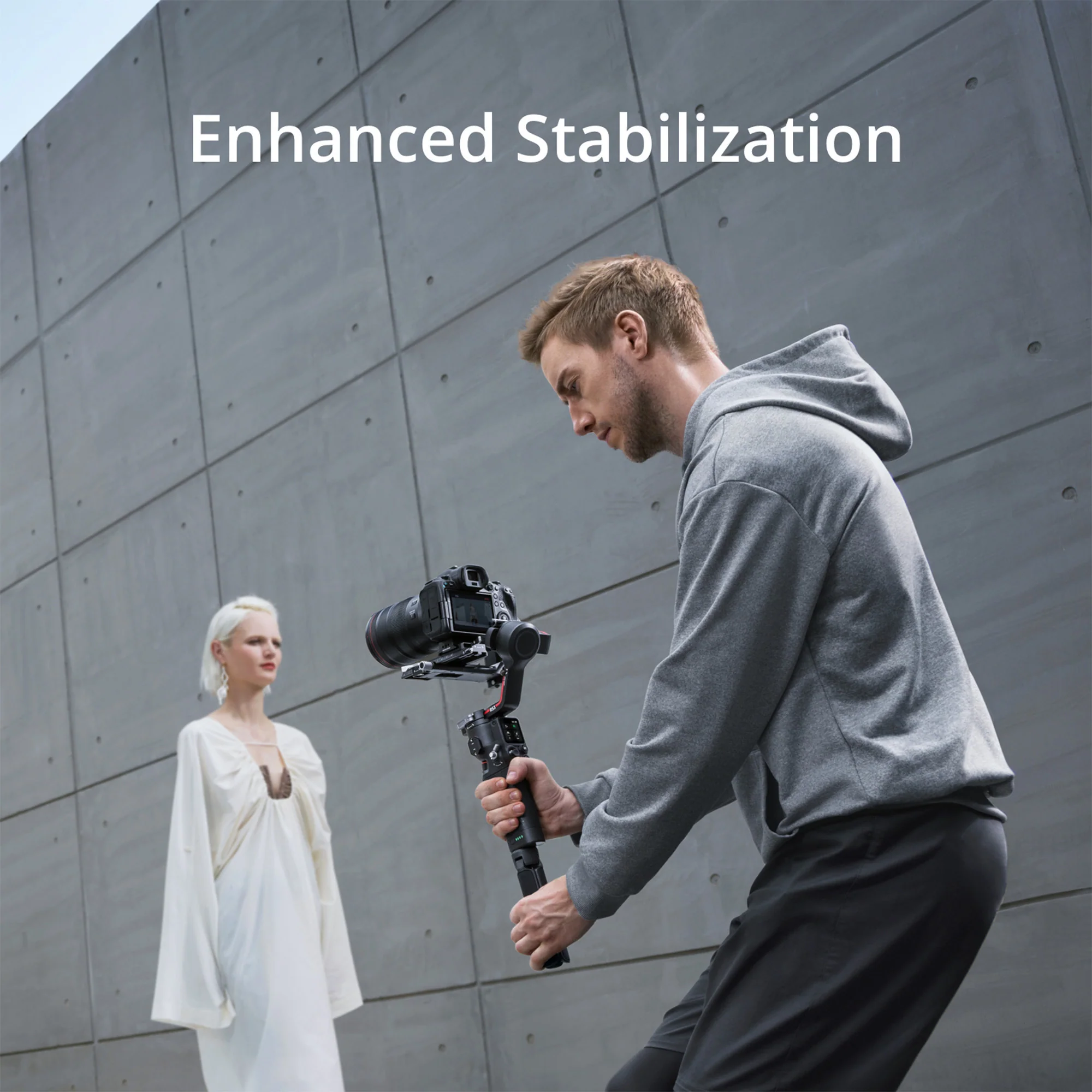 DJI RS 3 Gimbal Stabilizer Combo with 128 GB Memory Card Bundle - Image 3