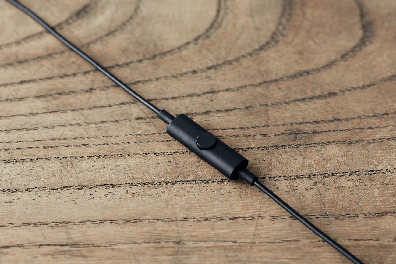 Final Audio Design E2000C High Resolution Earphones with Built-In Microphone - Image 6