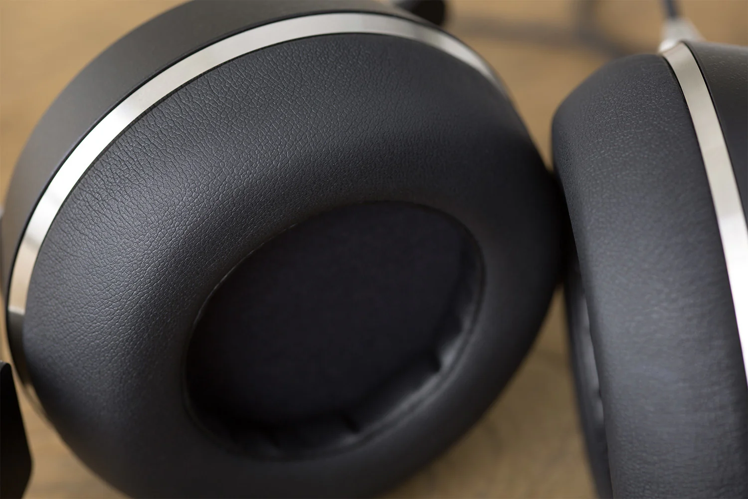 Final Audio Design Sonorous III High Resolution Headphones - Image 4
