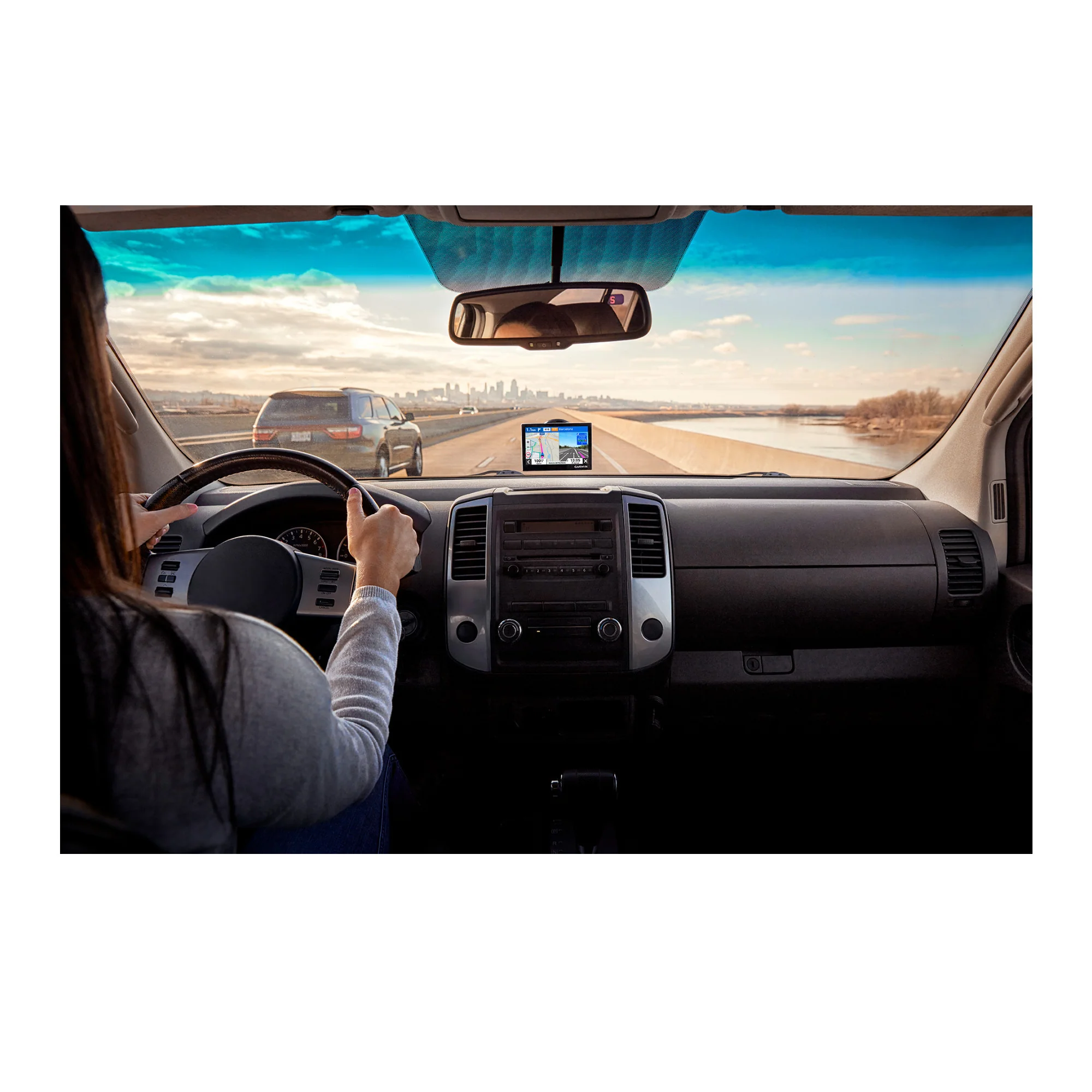 Garmin Drive 53 GPS Navigator With Kratos Power 36W 2-Port Car Charger Bundle - Image 9