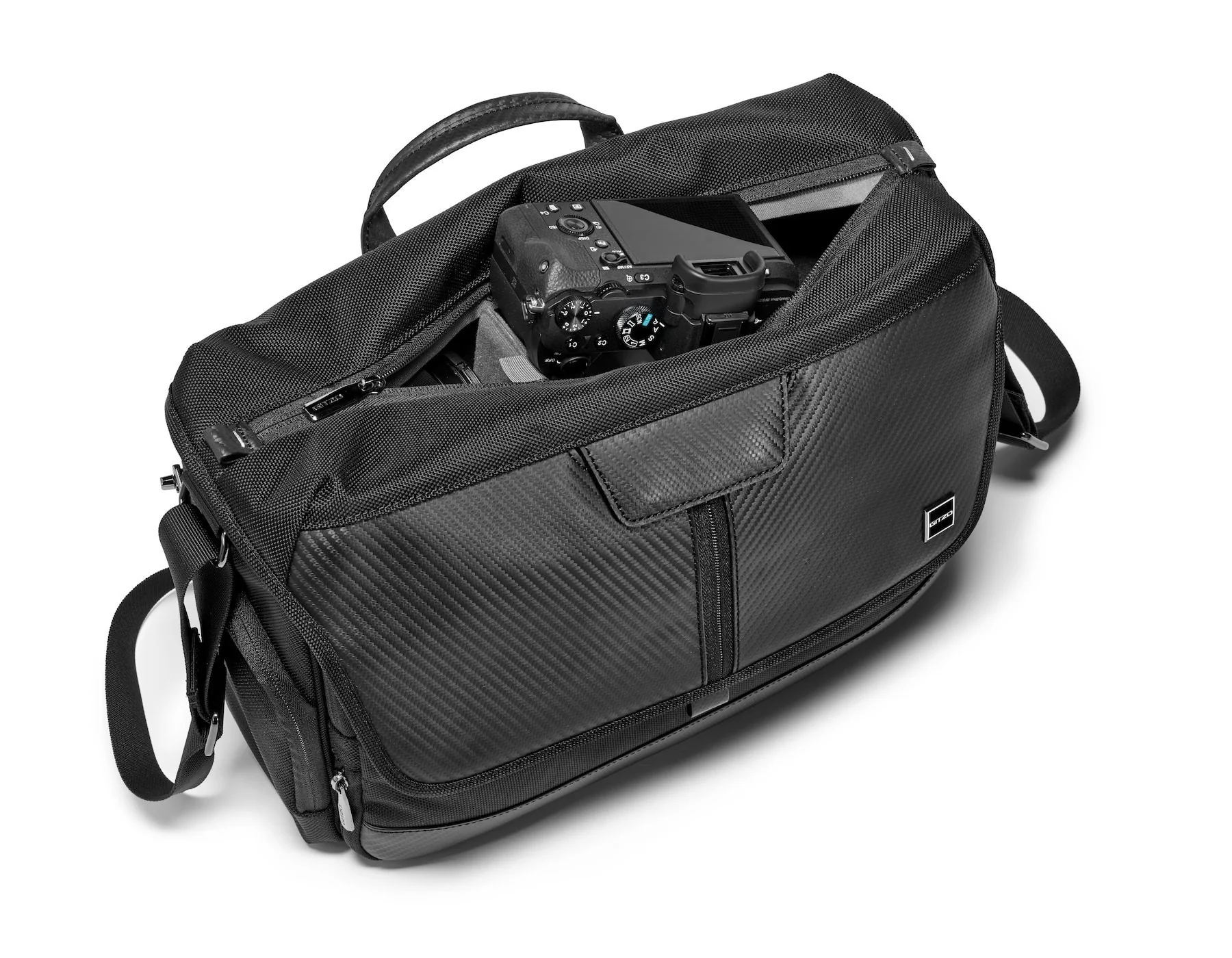 Gitzo Century Traveler Camera Messenger Bag (Medium) - Image 4