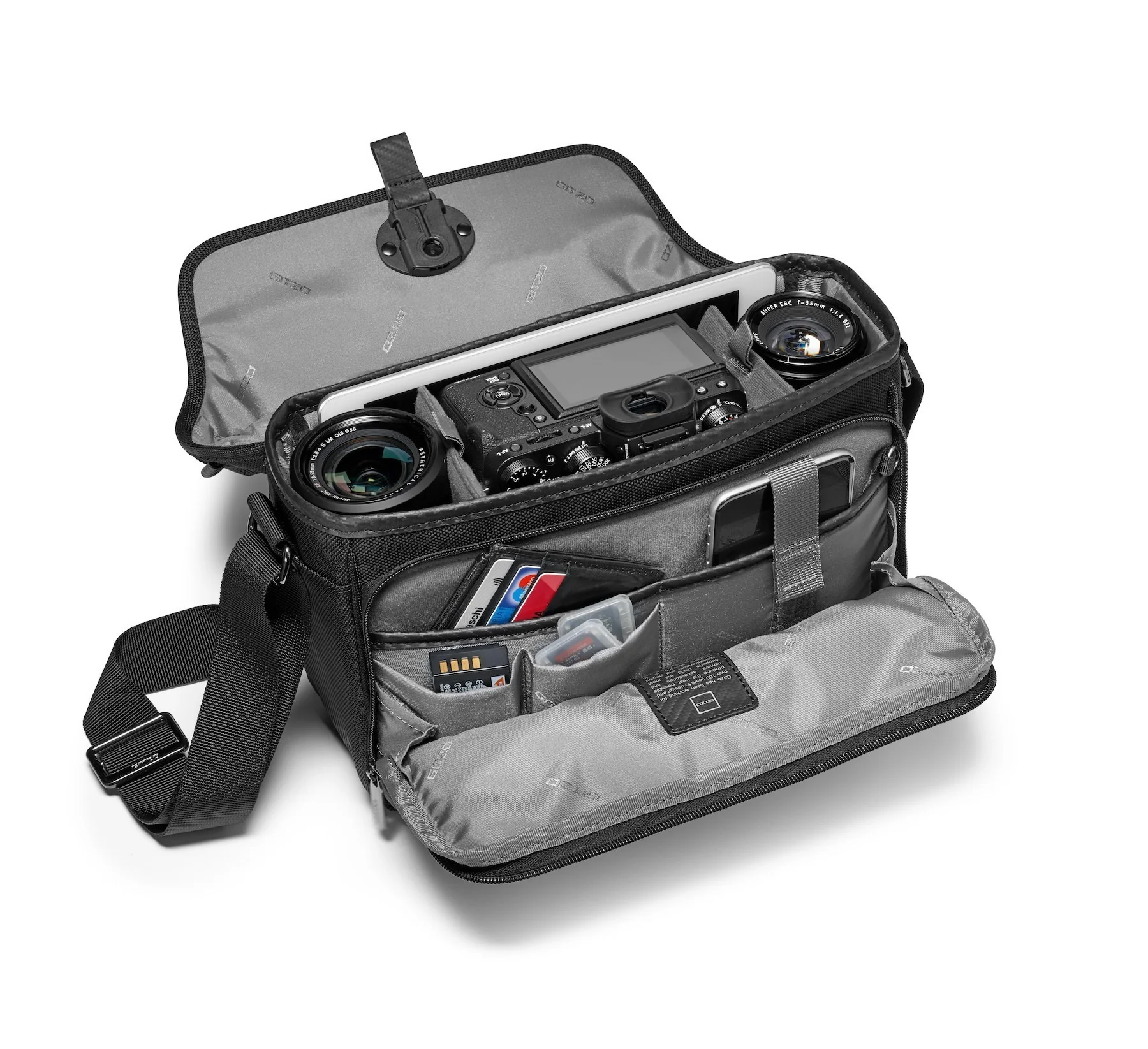 Gitzo Century Traveler Compact Camera Messenger Bag (Small) - Image 6