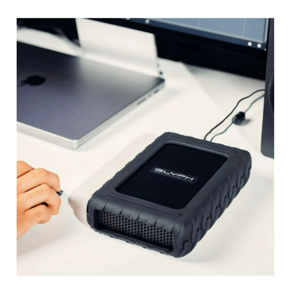 Glyph Blackbox PRO 7200 RPM USB-C 3.1 260 MBPS Speeds Silicone Enclosure Hard Drive for Backup (2TB) - Image 4