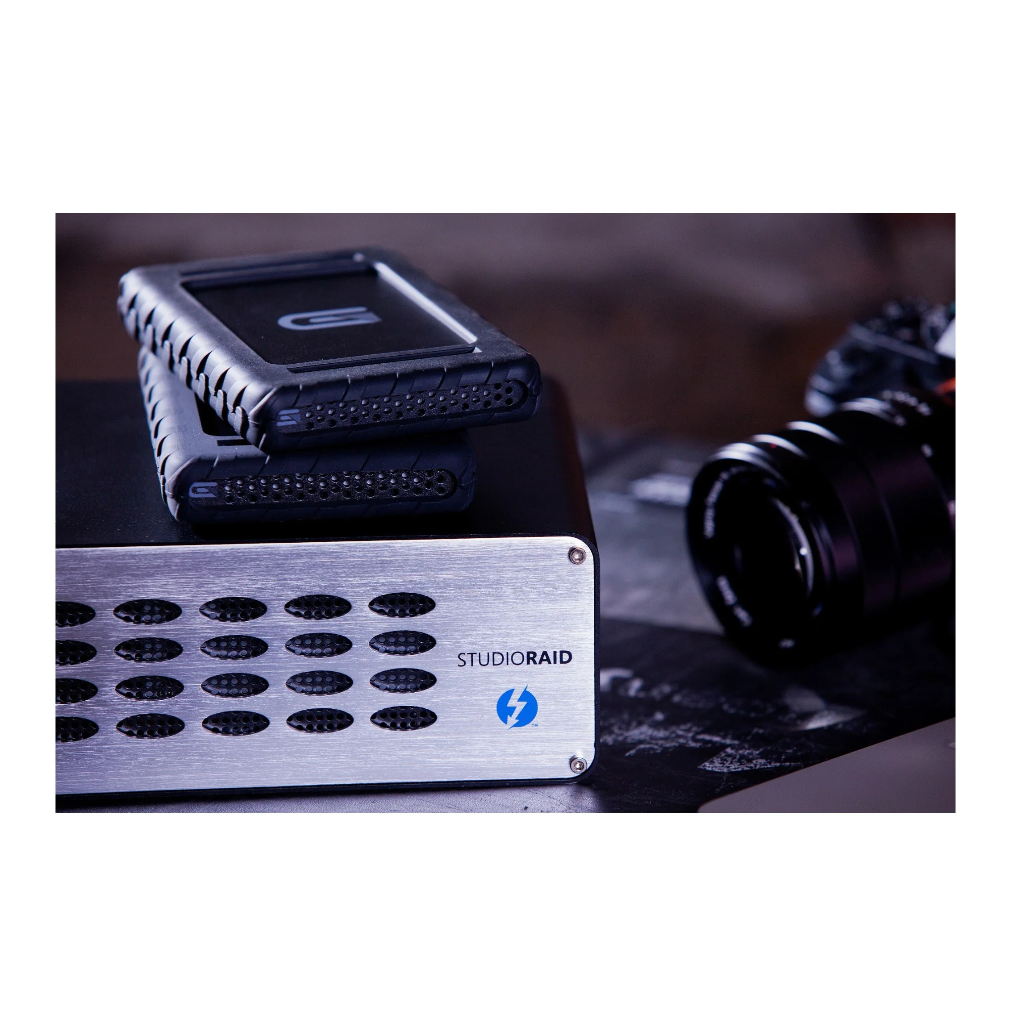 Glyph SRTB8000 StudioRAID 8TB Dual Thunderbolt 2 and USB 3 Raid Array (2 x 4TB) - Image 3