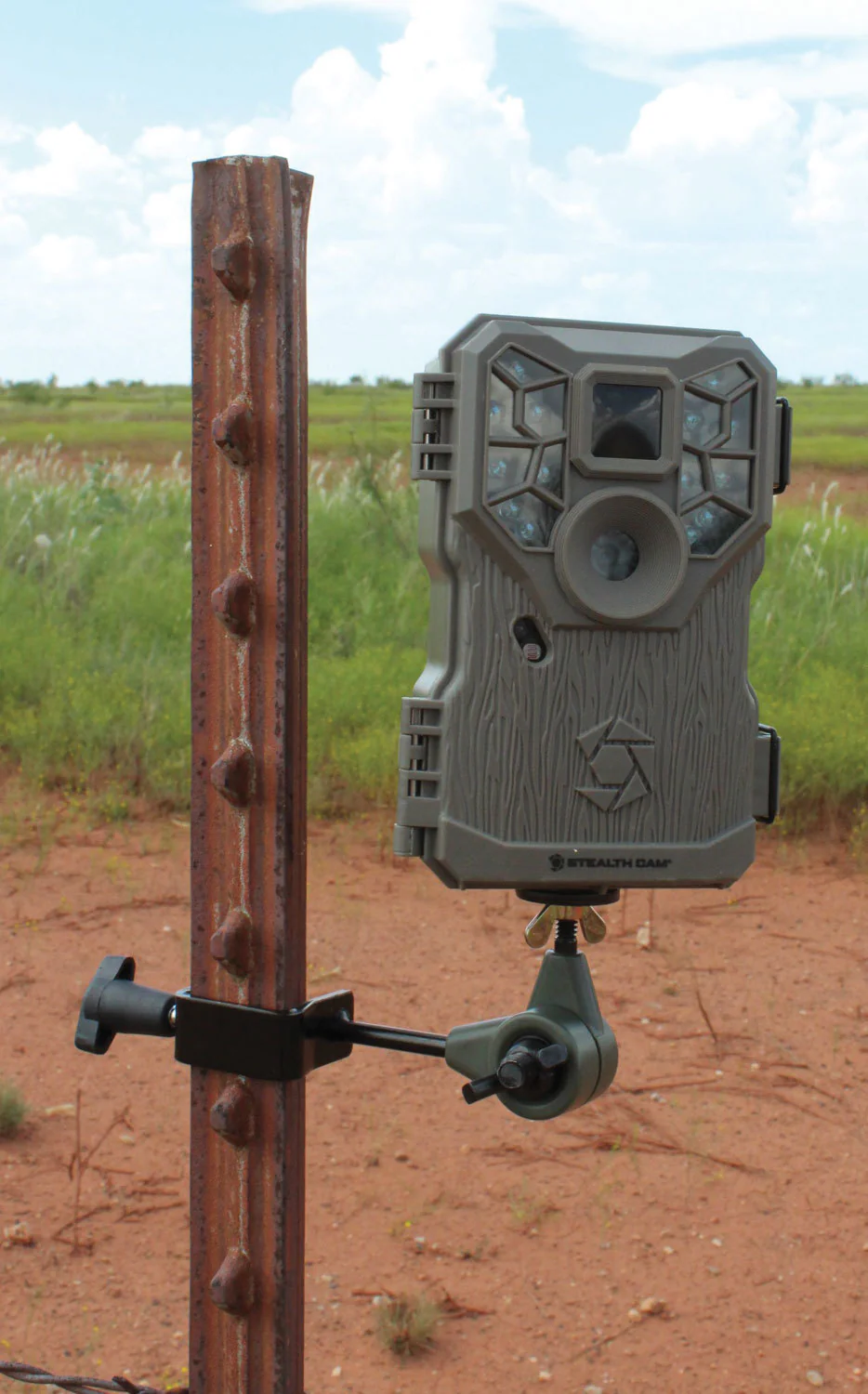 HME Products T-Post Trail Camera Holder (10-Pack) - Image 5