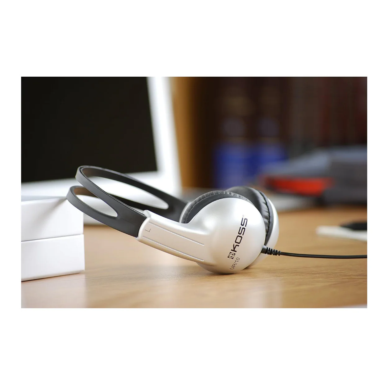 Koss UR10 On-Ear Headphones with 3.5mm Plug (Black/Silver) - Image 3