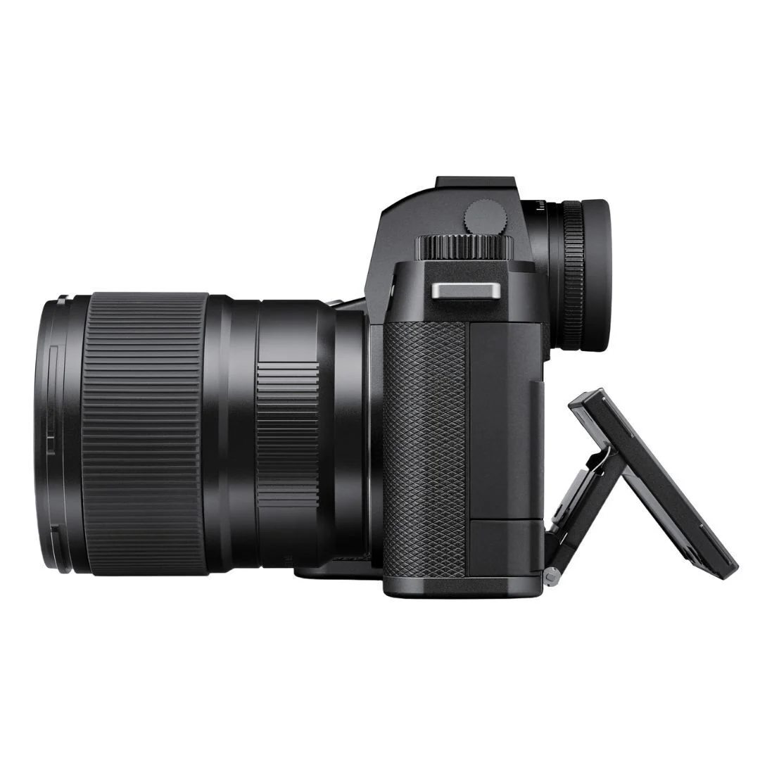 Leica SL3 60MP BSI CMOS Full-Frame Sensor with Triple Resolution Technology Camera with Tilt Screen - Image 2