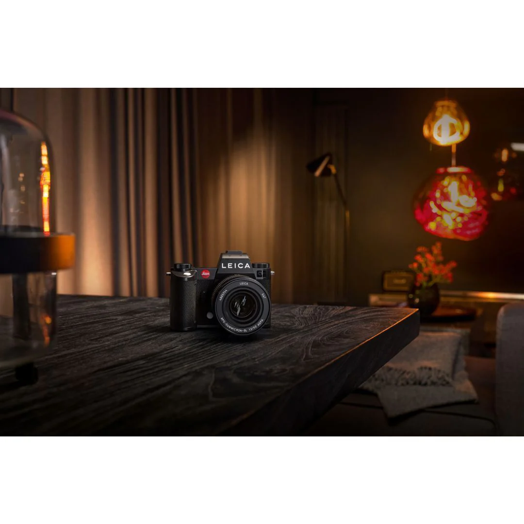 Leica SL3 60MP BSI CMOS Full-Frame Sensor with Triple Resolution Technology Camera with Tilt Screen - Image 5
