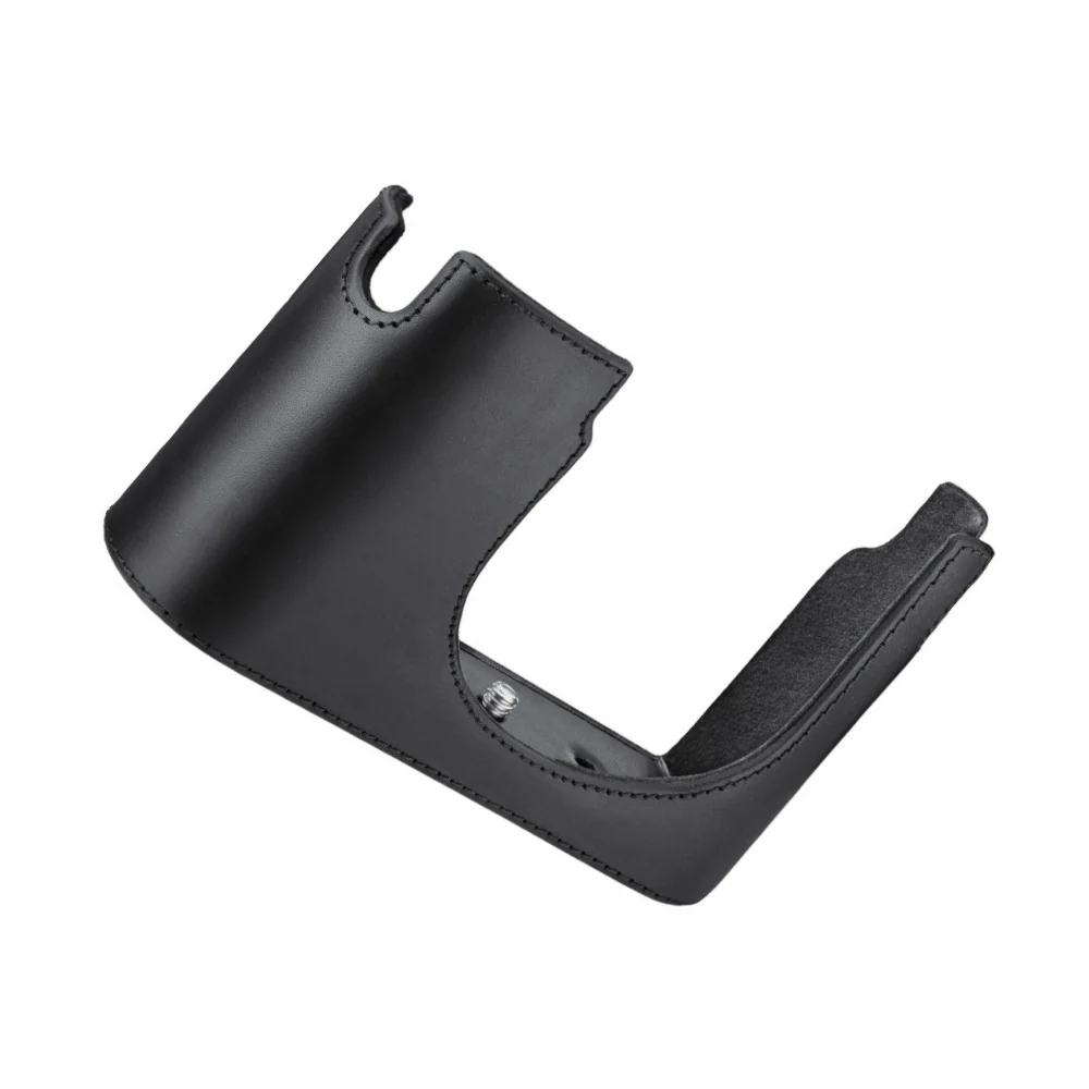 Leica Vegetable-Tanned Leather Half-Case for Q3 Camera with Additional Compartment (Black) - Image 3