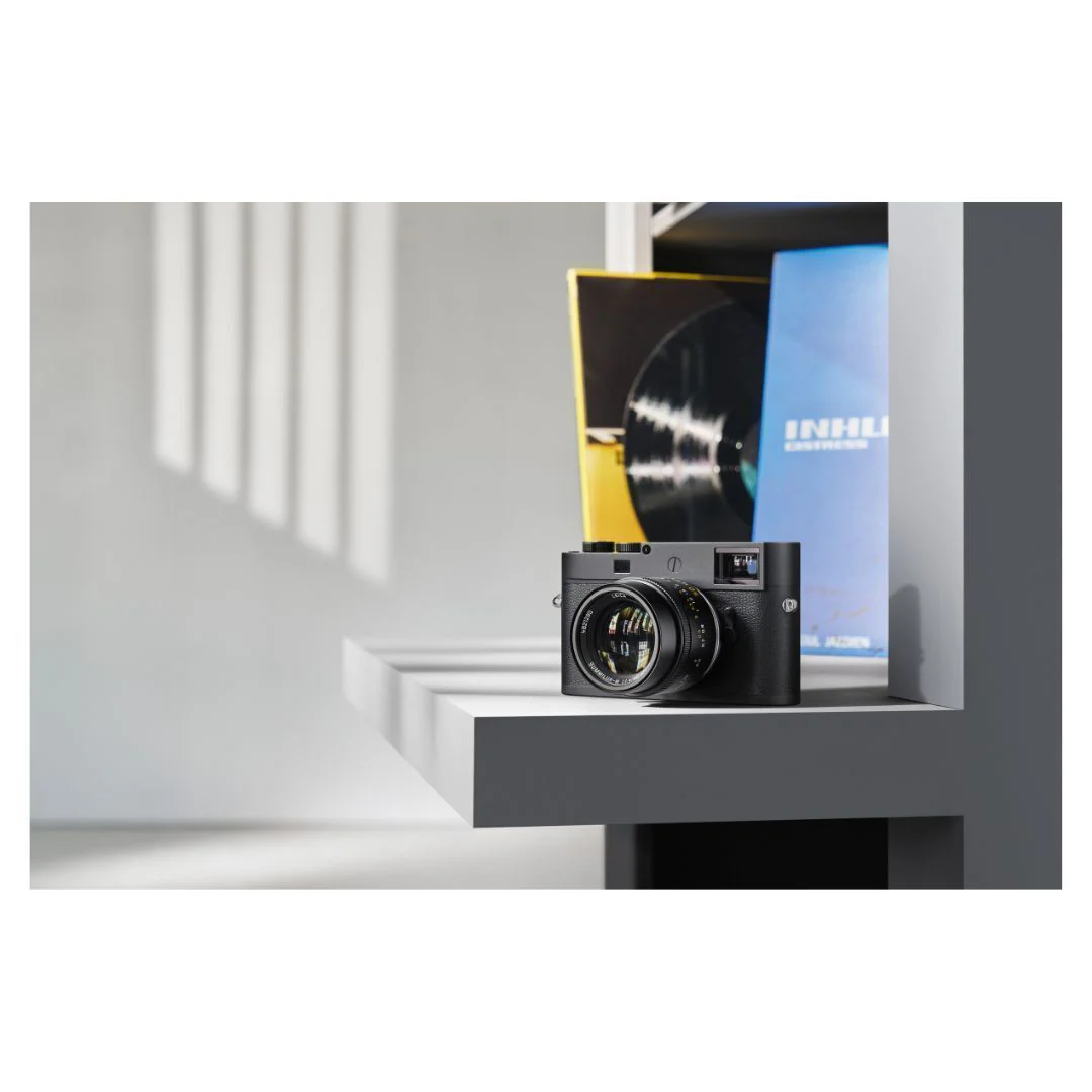 Leica M11-D Camera with BSI CMOS Sensor, Triple-Resolution Technology and Wi-Fi Connectivity (Black) - Image 6