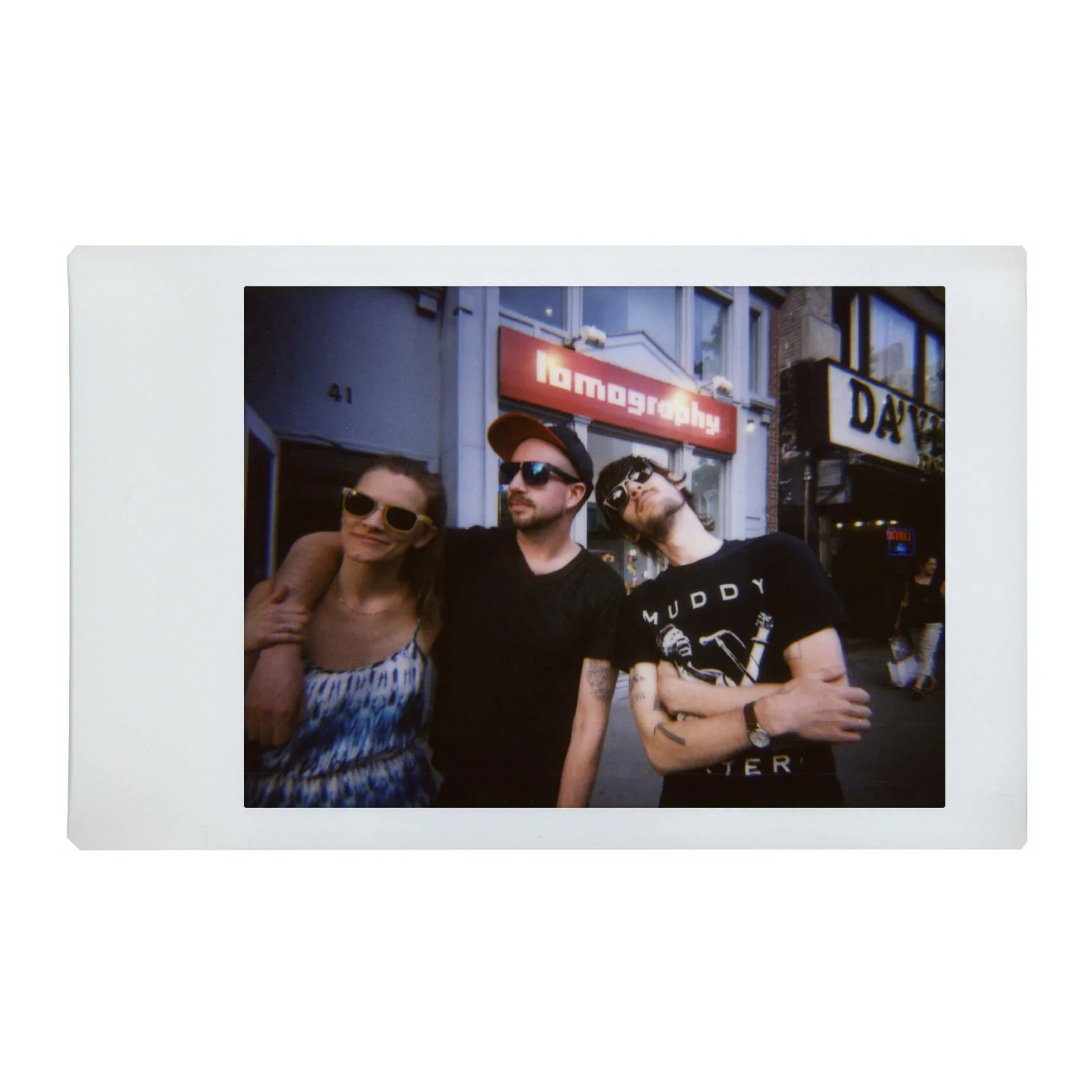Lomography Lomo'Instant Camera with 3 Lenses Bundle with Film Pack and Photobox Bundle - Image 9