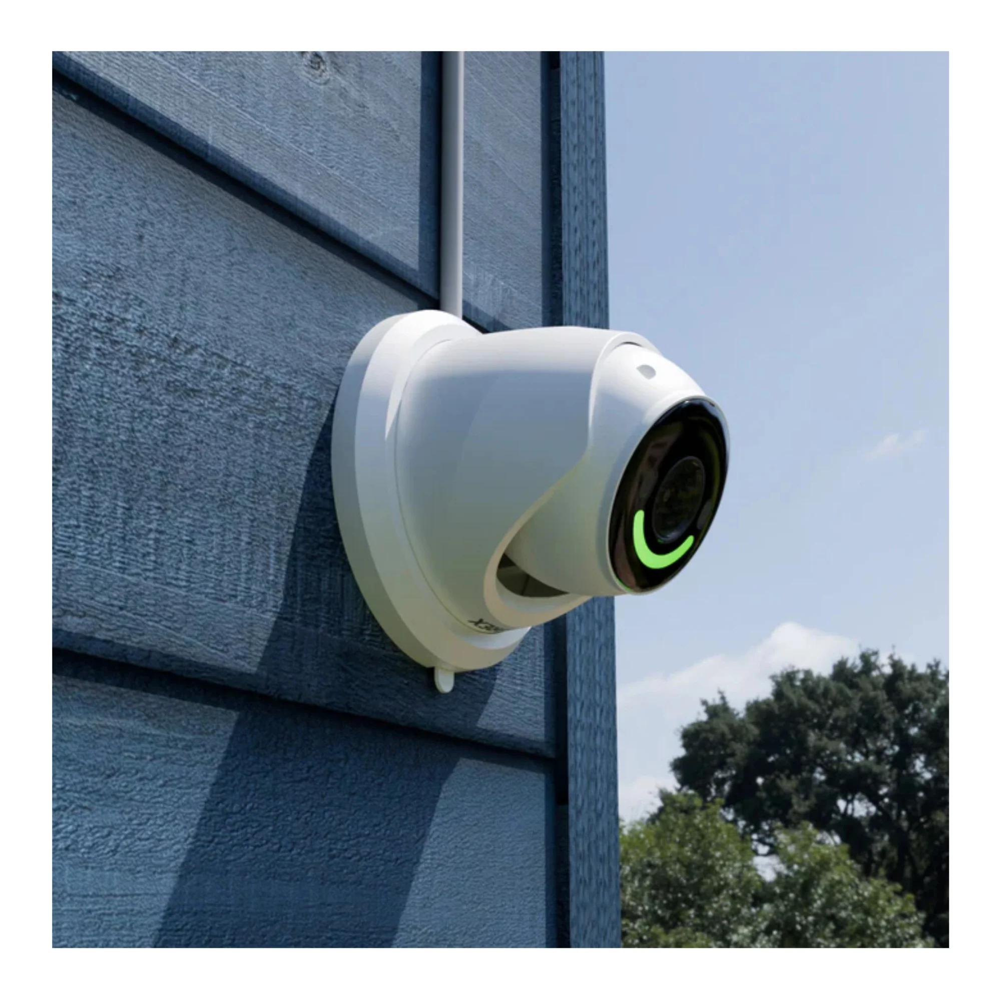 Lorex 4K Wired IP Turret Camera with Color Night Vision Smart Lighting and Siren (White) - Image 4