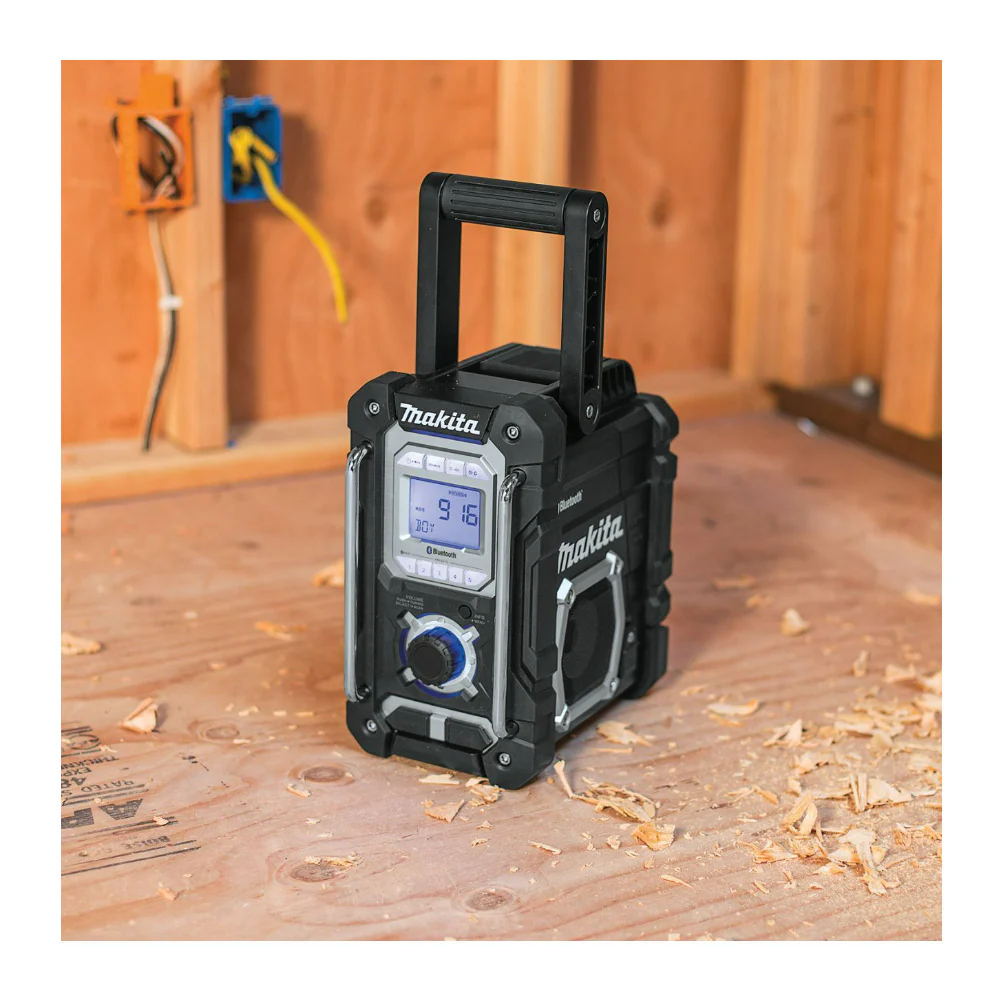 Makita XRM06B 18V LXT Li Ion Cordless Bluetooth Job Site Radio with Stereo Sound - Image 4