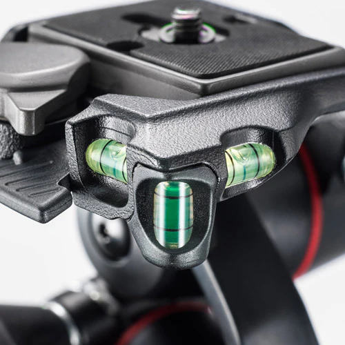 Manfrotto MK055XPRO3-3W 3-Section Tripod with 3-Way Head - Image 4