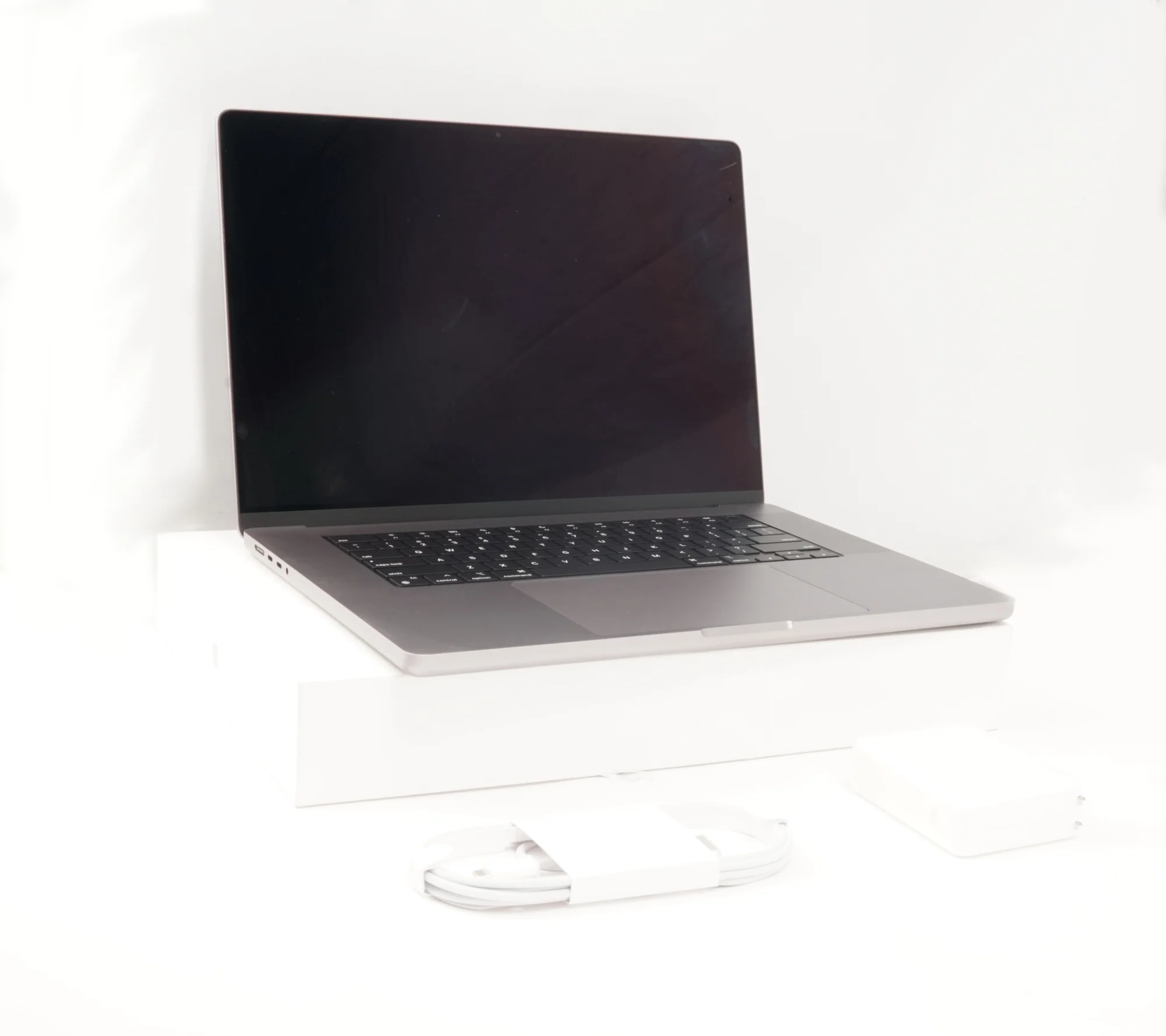 Apple MacBook Pro, 16.2-Inch, 512GB SSD (Space Gray) (Used)